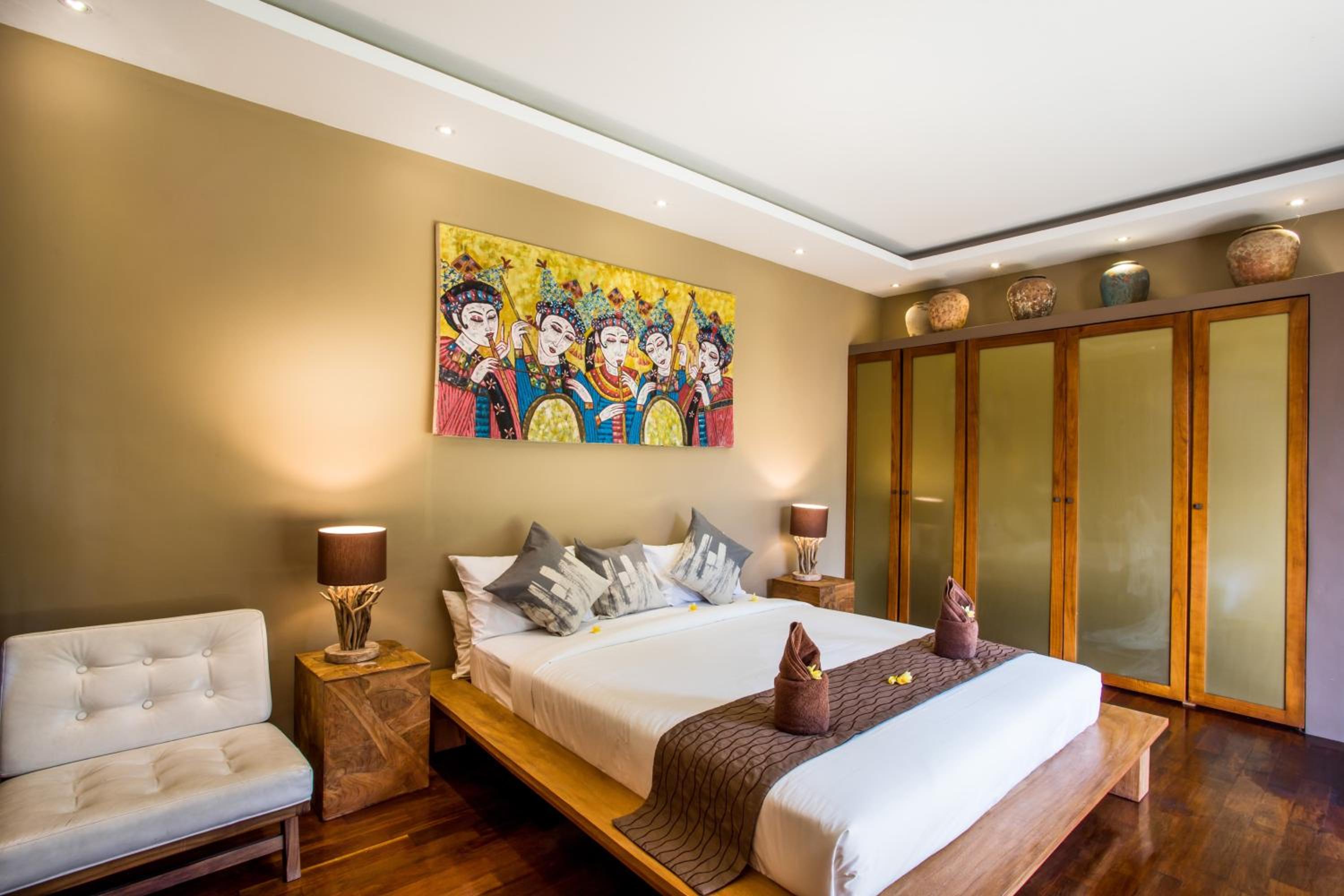 Rachline Villa