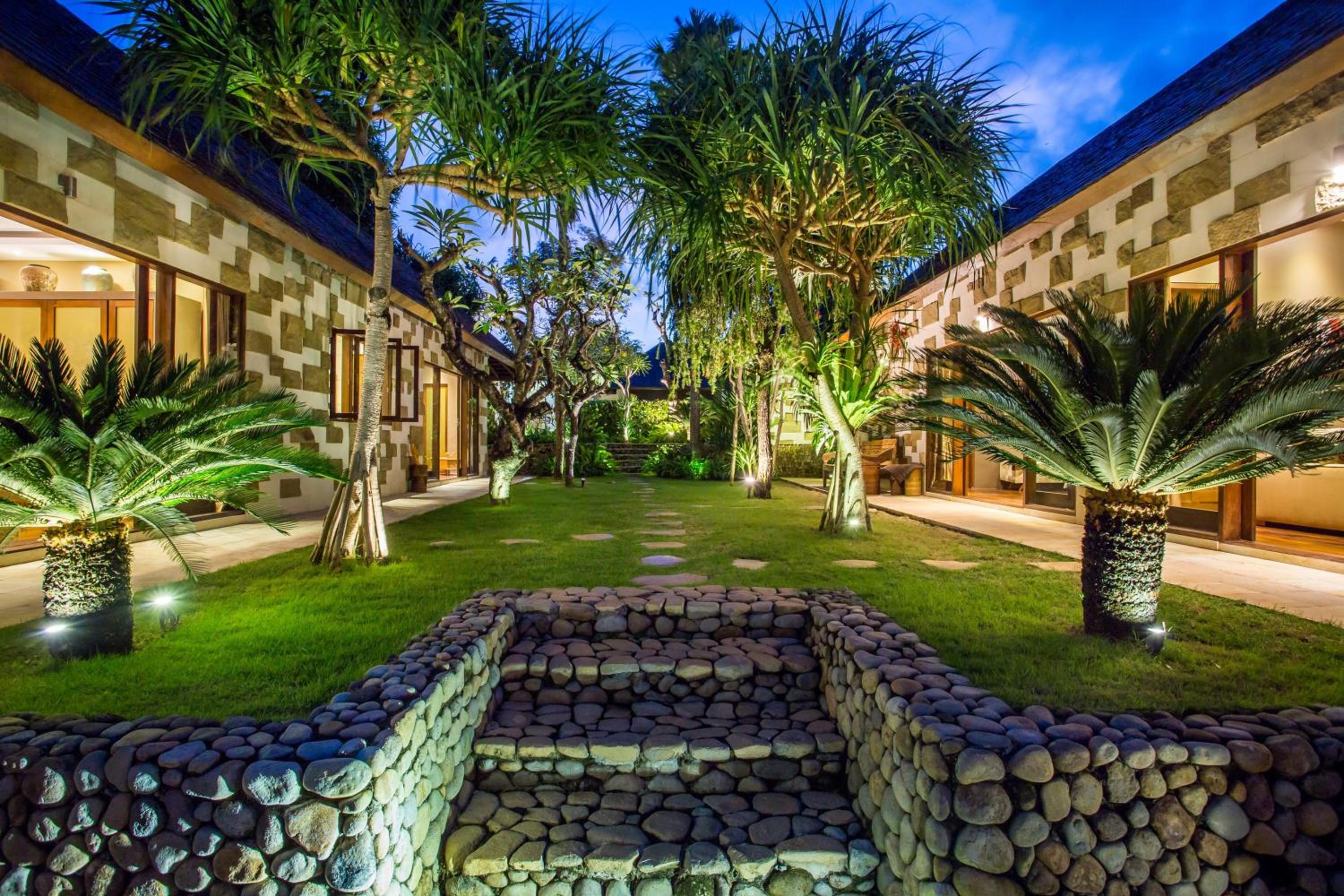 Rachline Villa