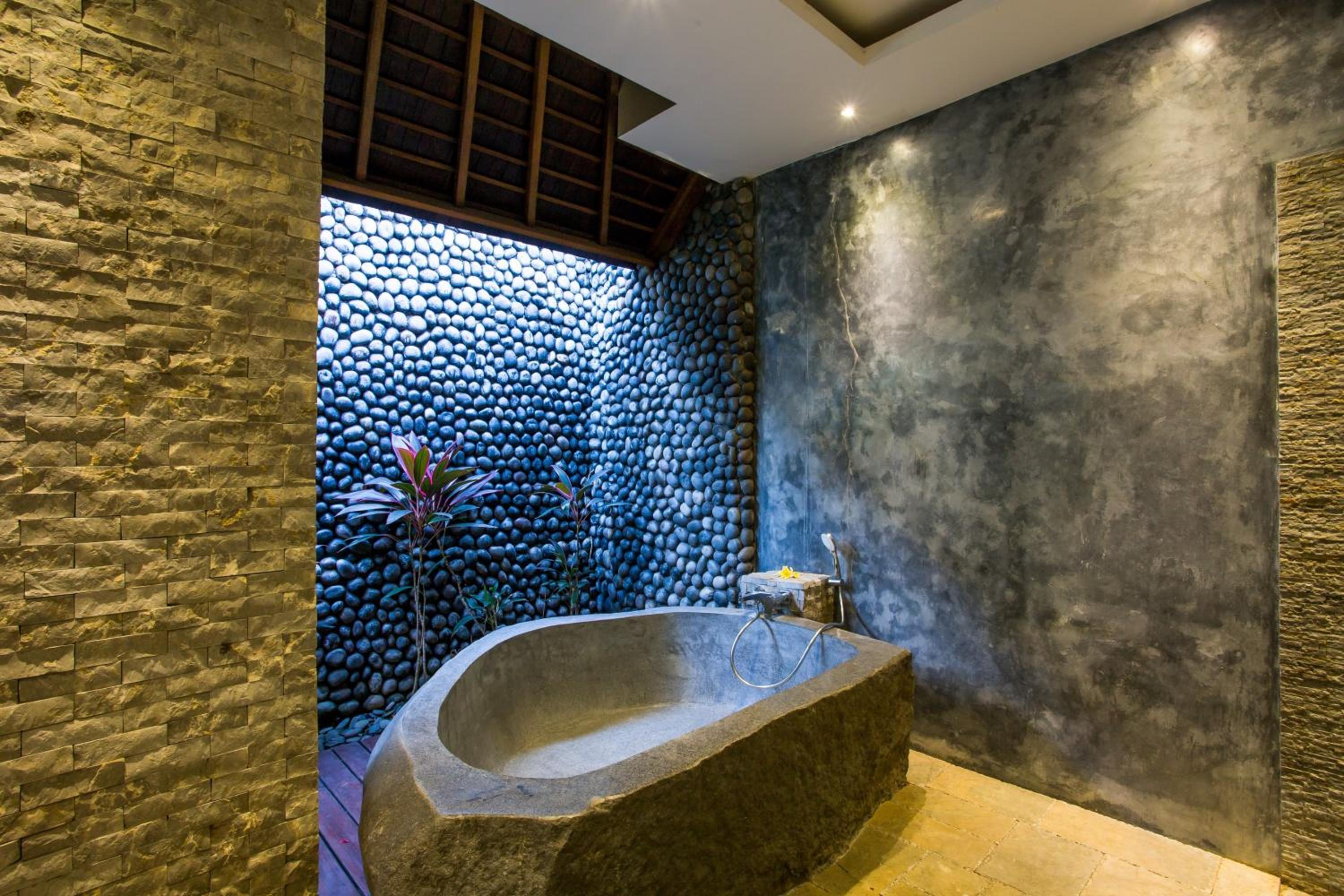 Rachline Villa