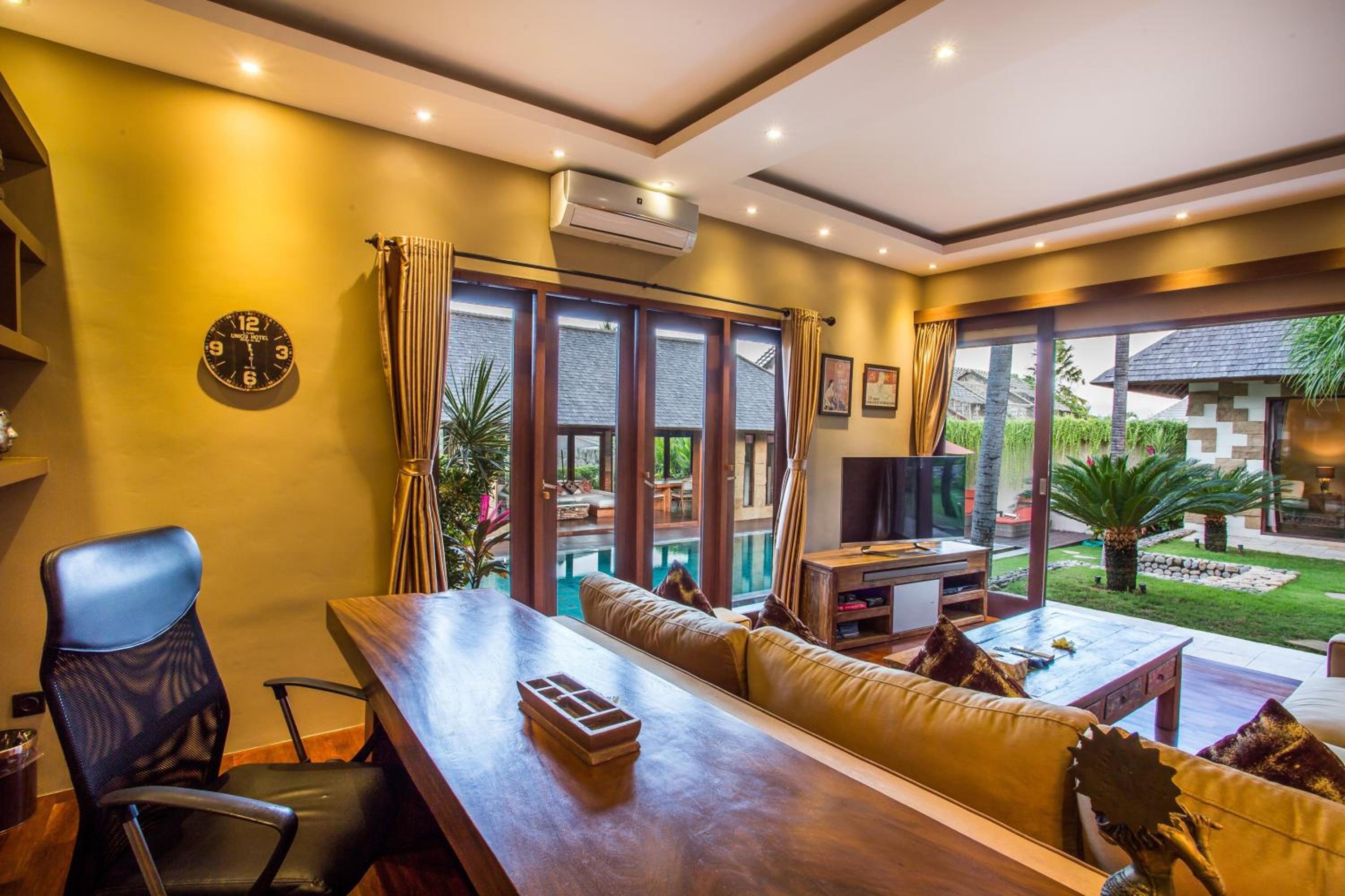 Rachline Villa