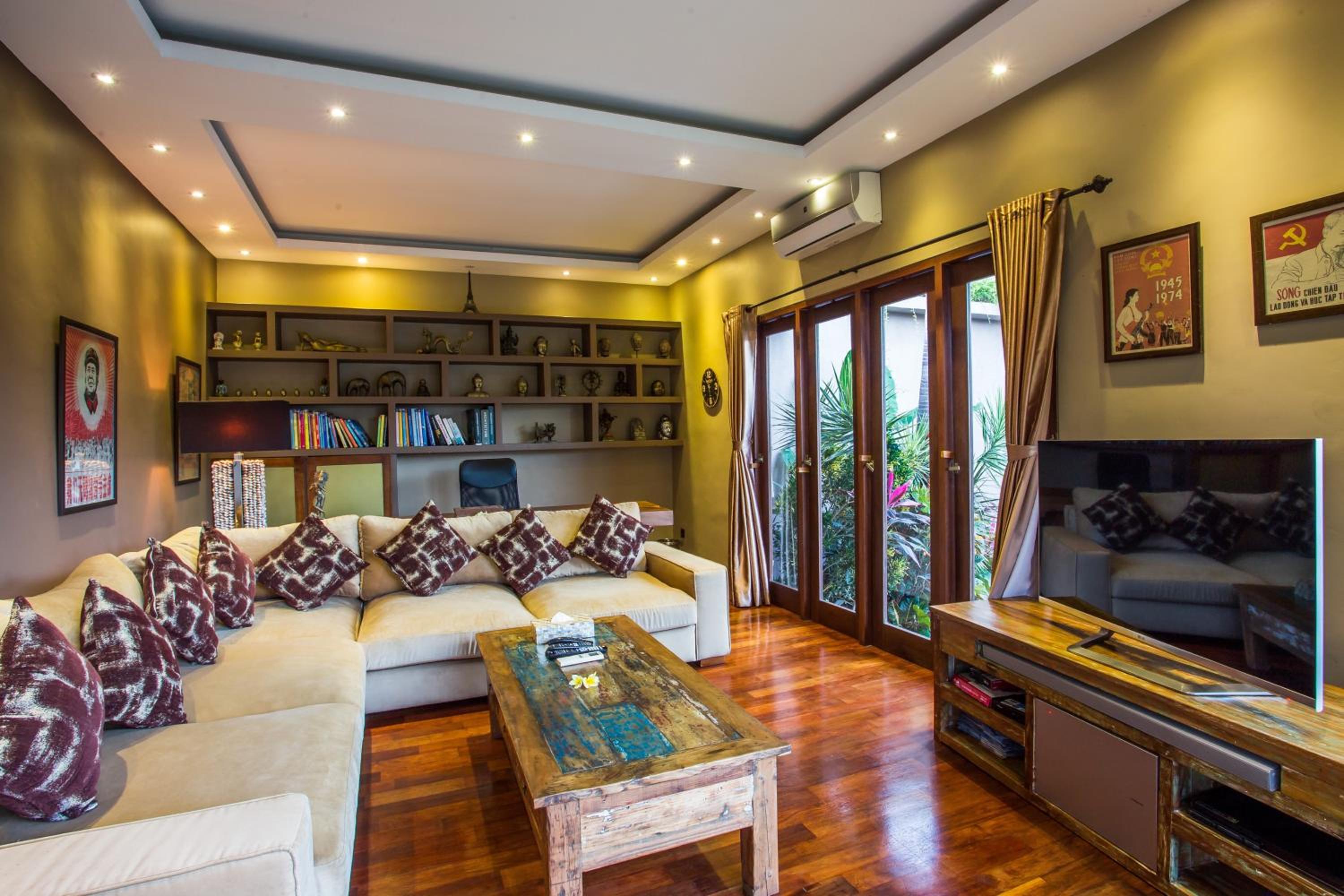 Rachline Villa