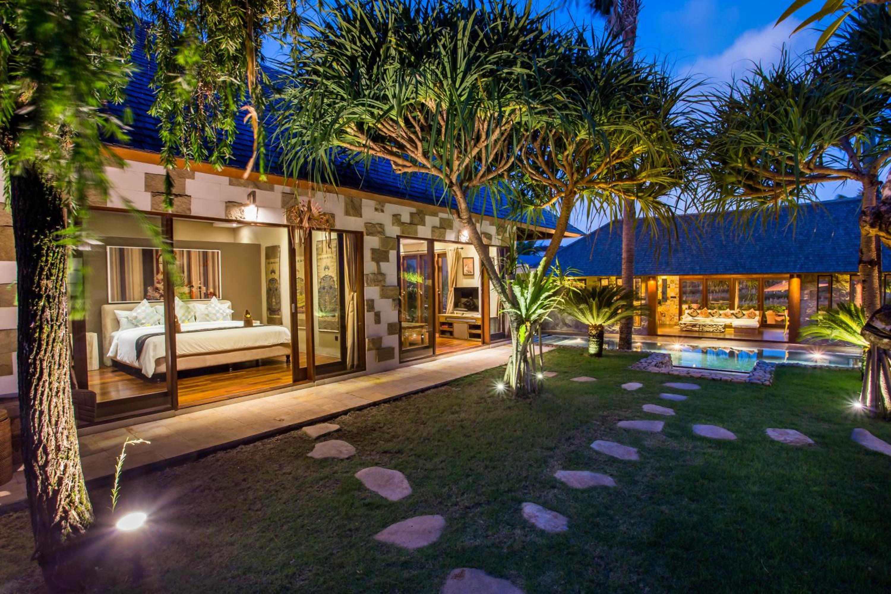 Rachline Villa