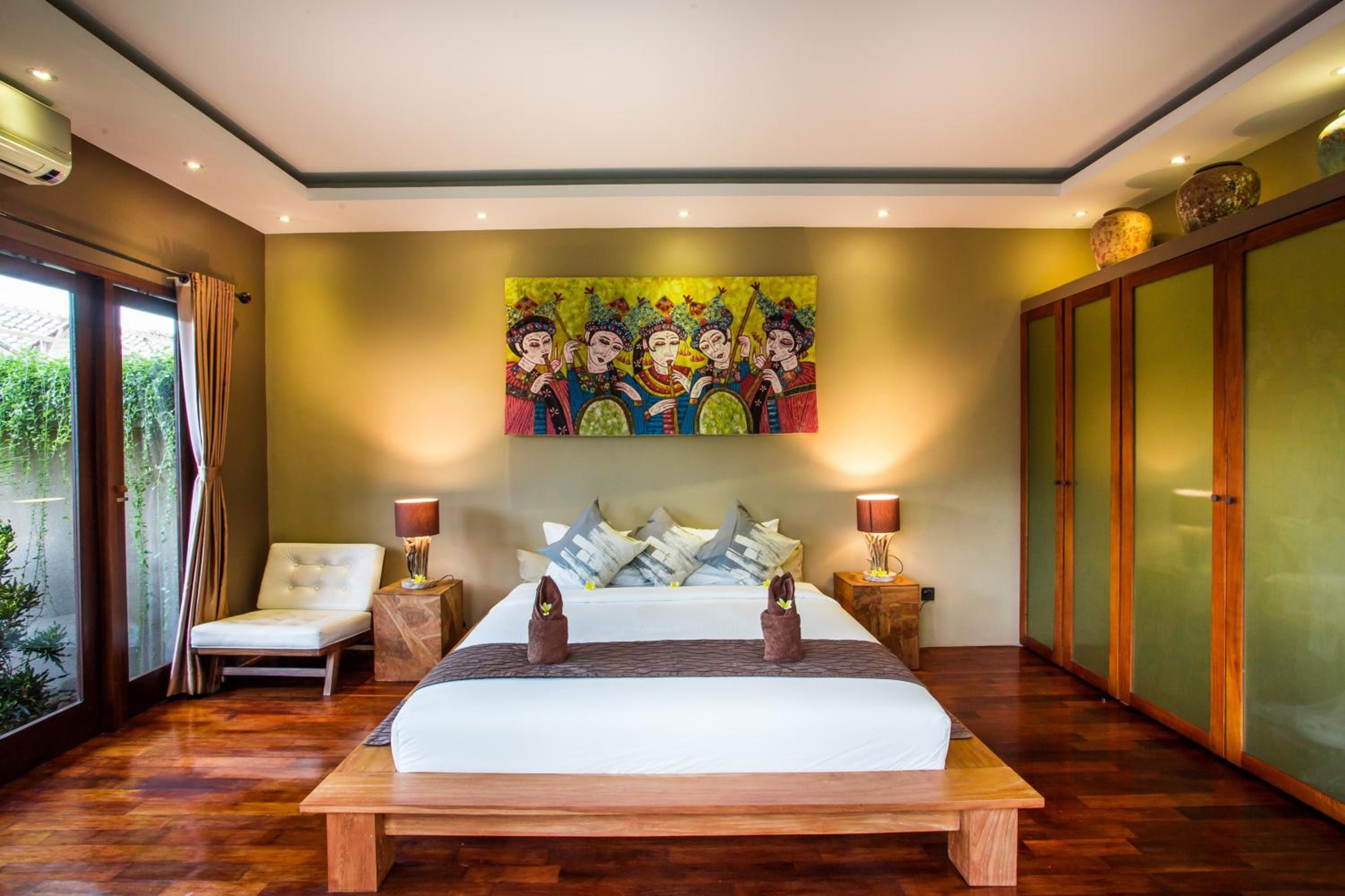 Rachline Villa