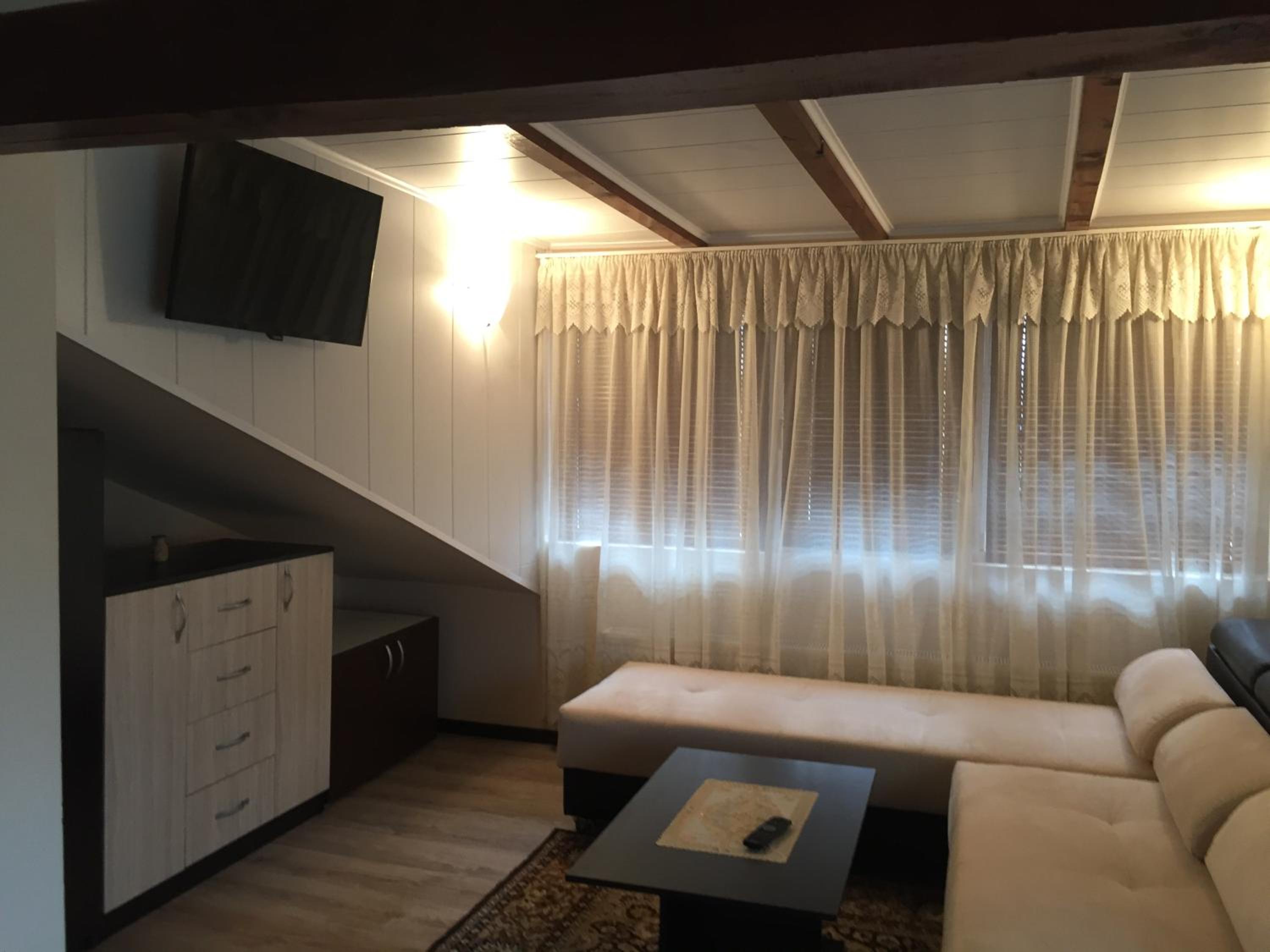 Guest House Angelkovi