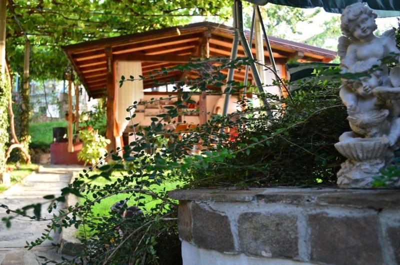 Guest House Angelkovi