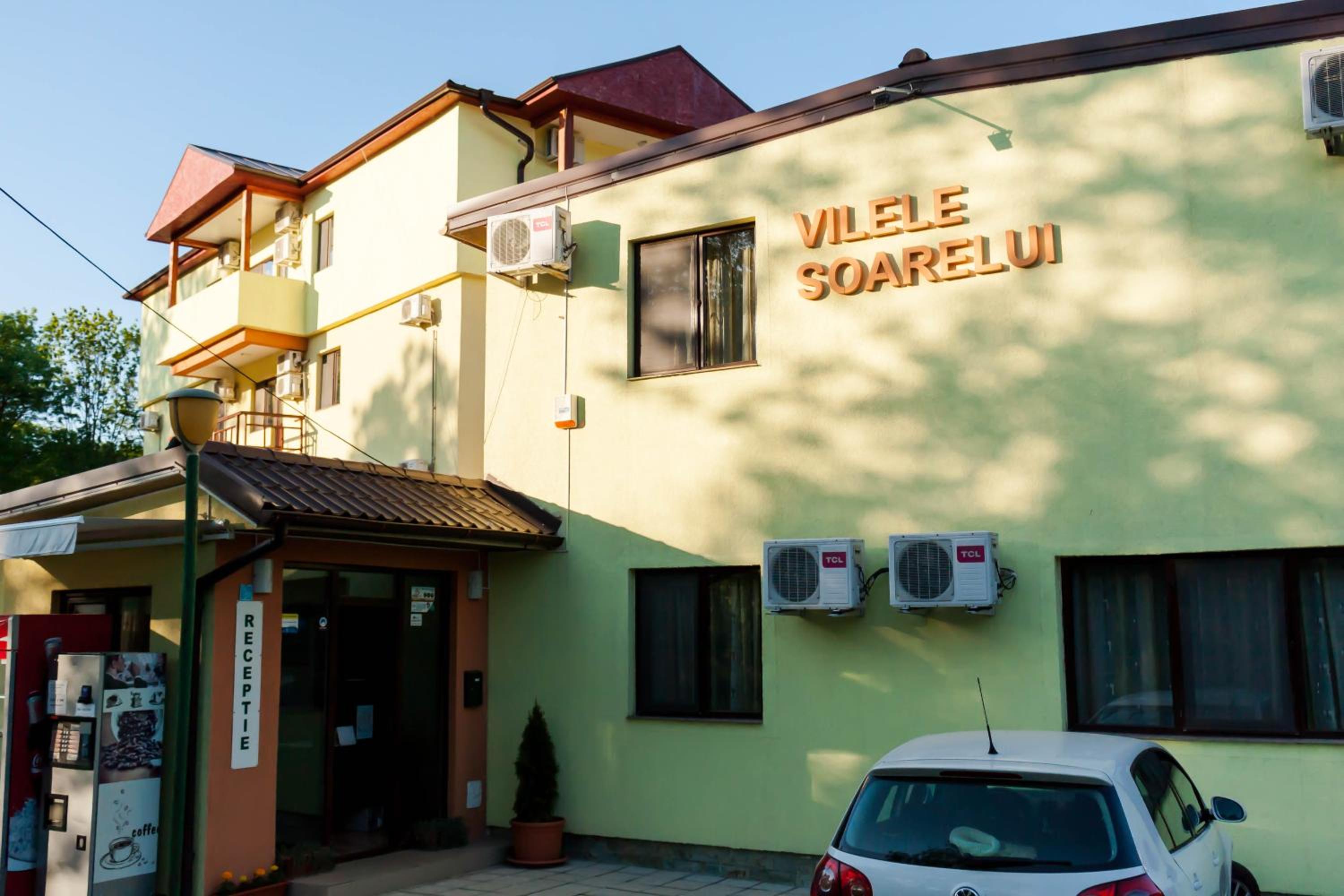 Hotel Vilele Soarelui - Image 1