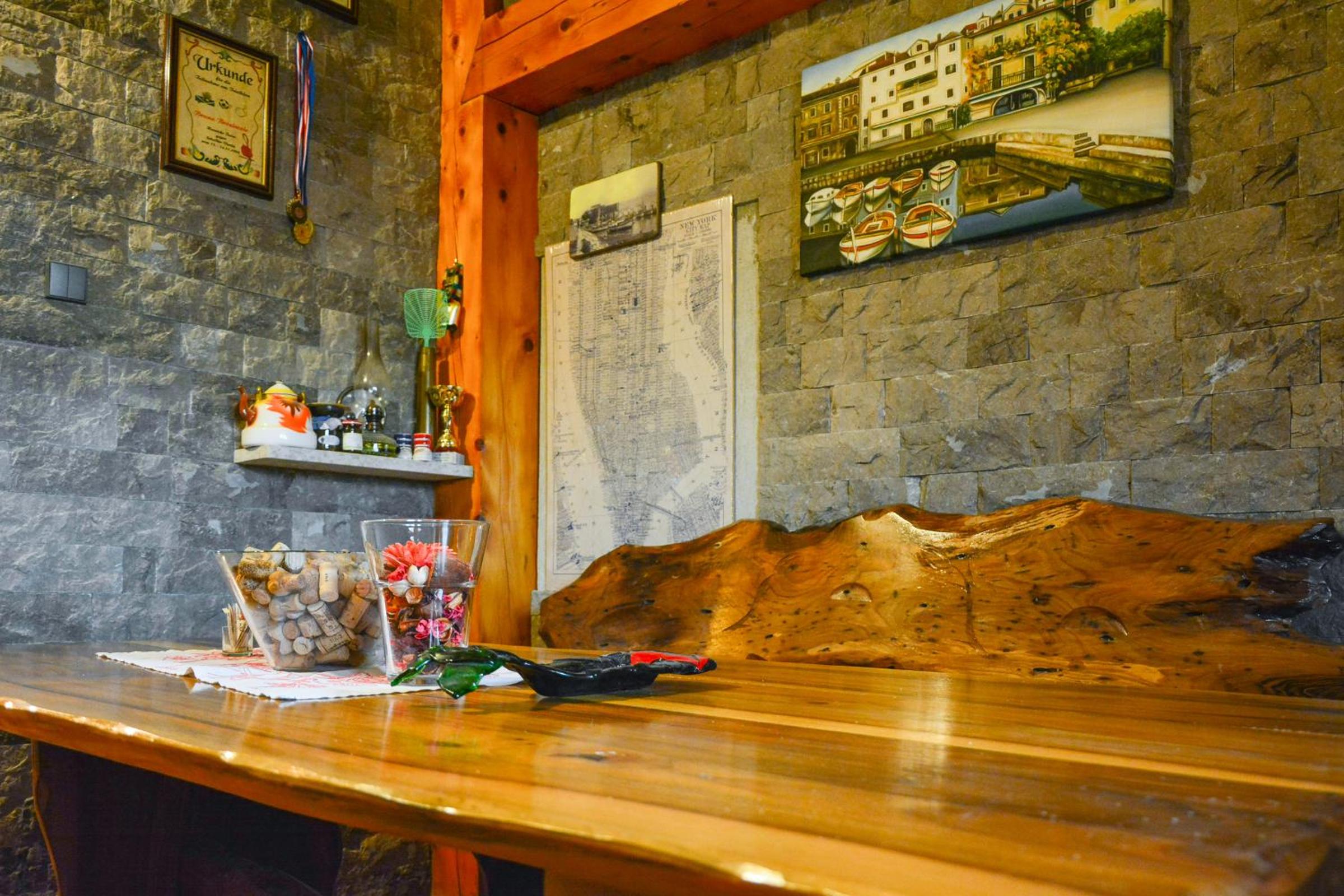 Photo 63