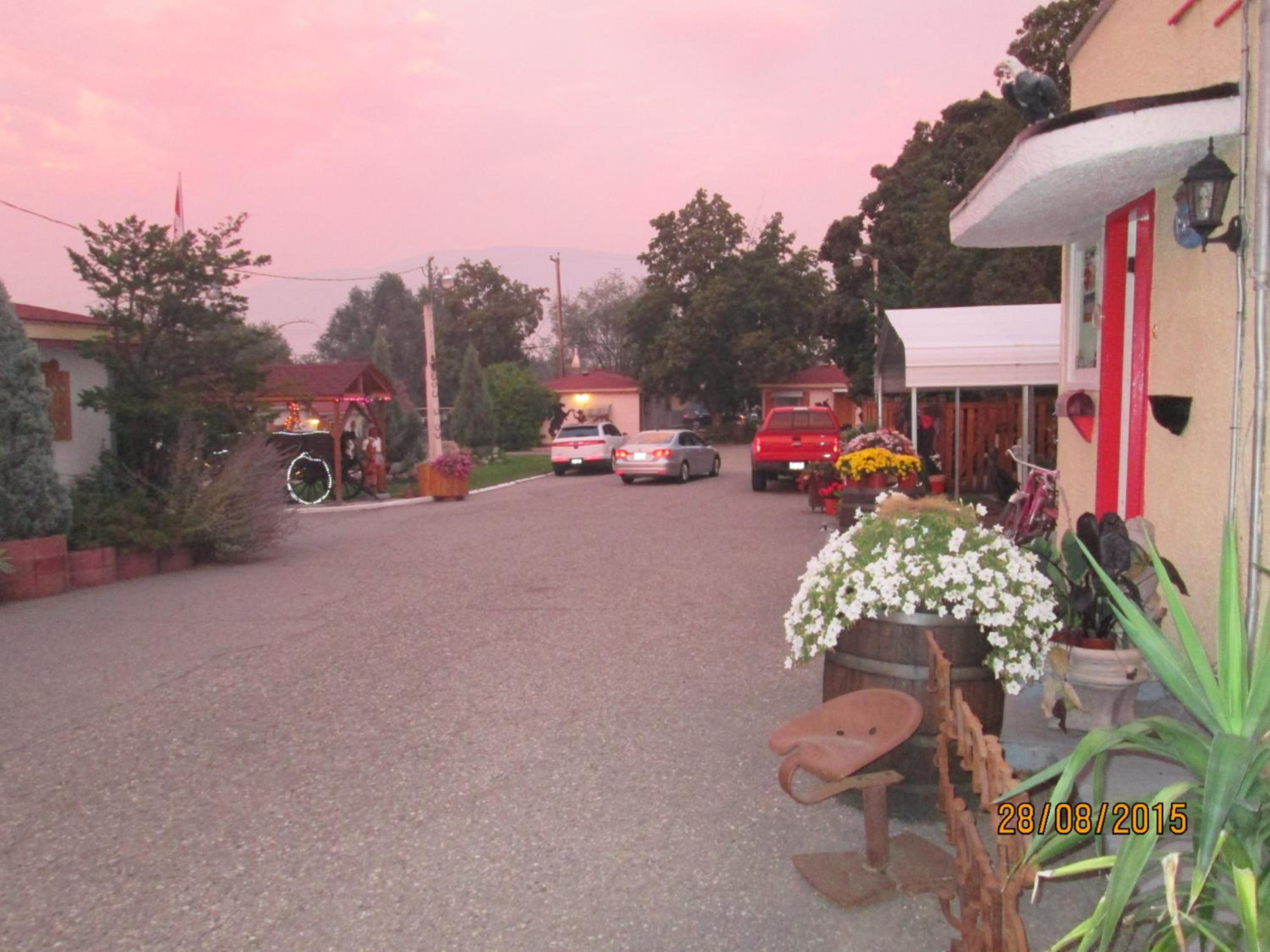 Tel-A-Friend Motel
