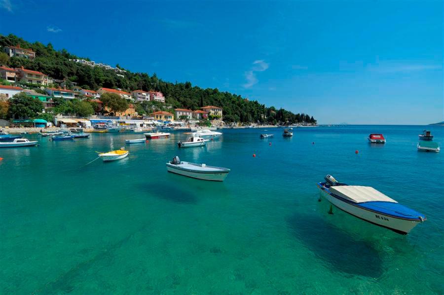 Queen of Labin view 4