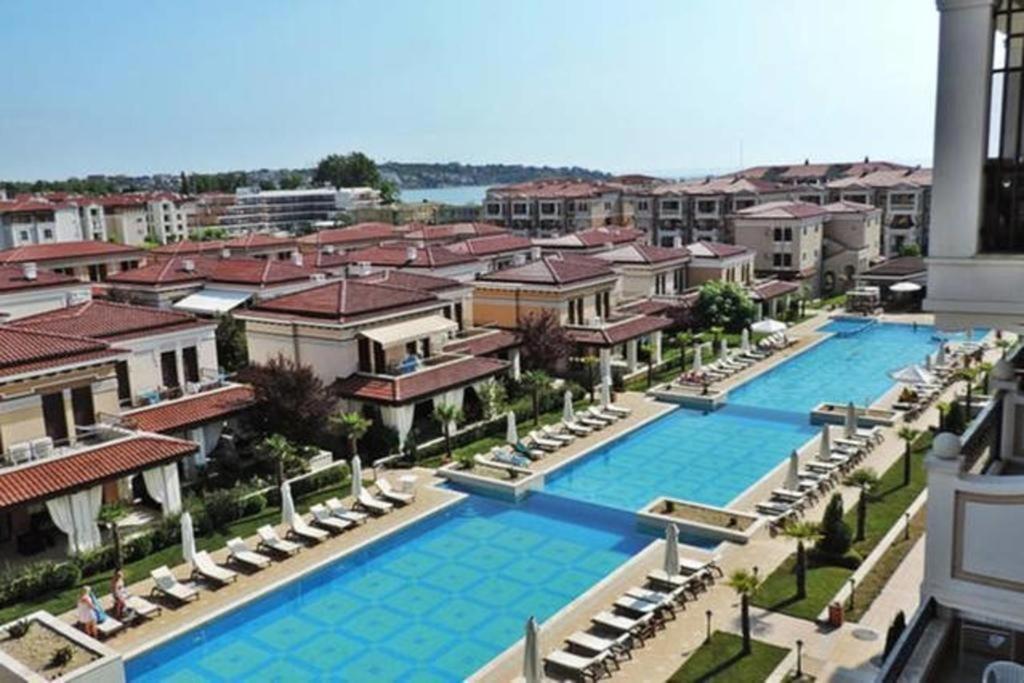 Apartment in Green Beach Resort Kavatsi