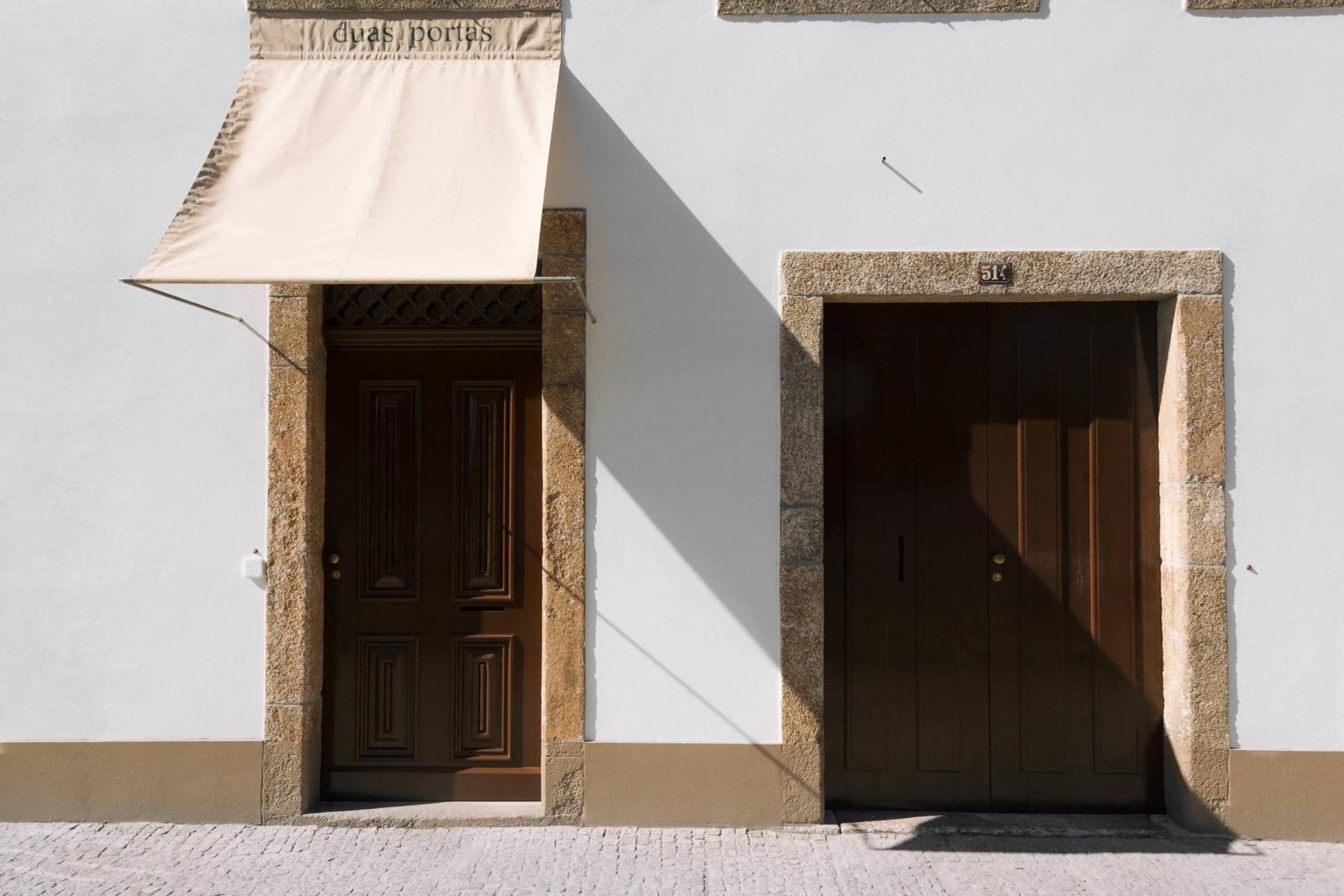 Duas Portas Townhouse view 2