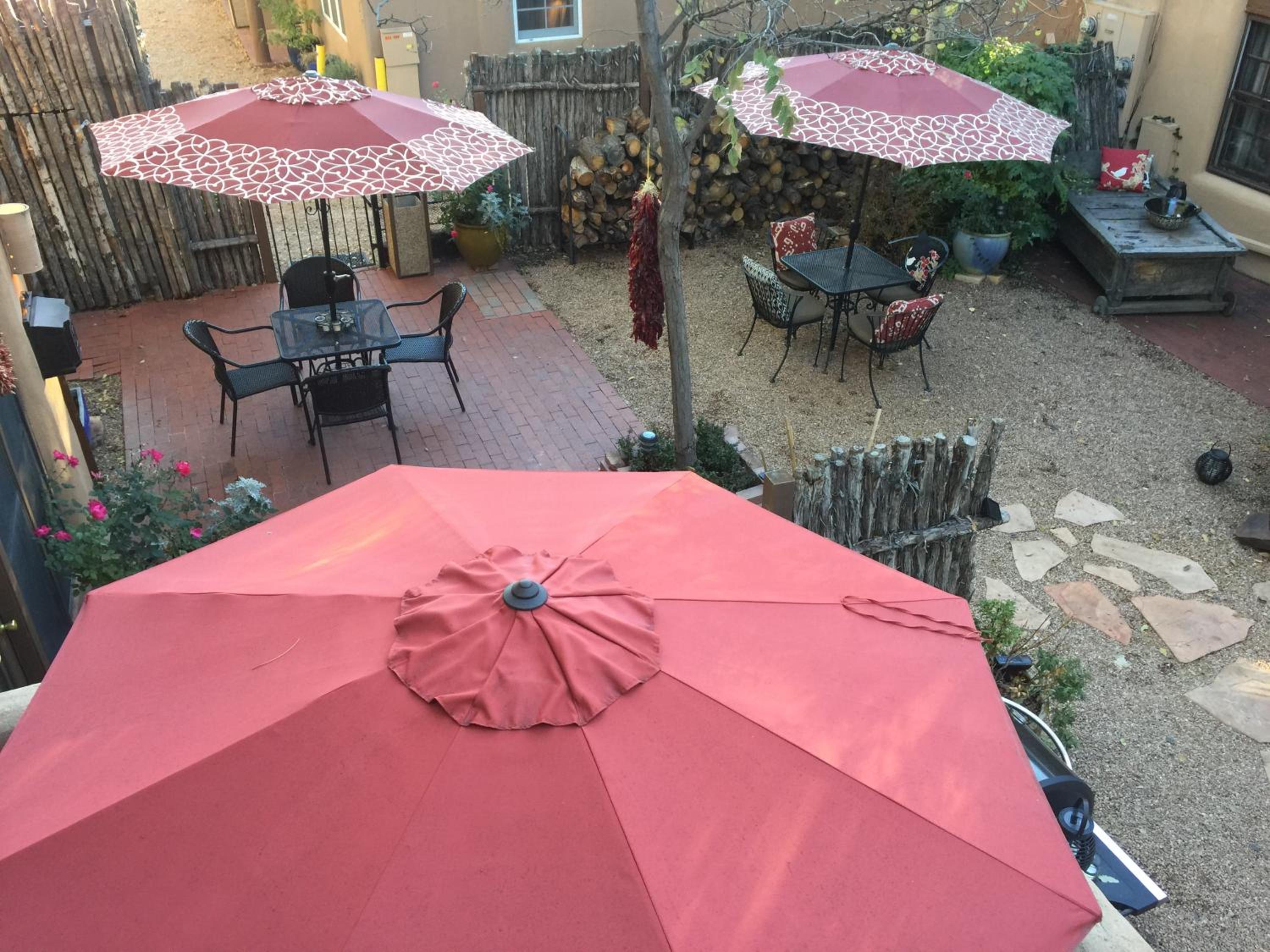 Hotel Casa de Tres Lunas/House of Three Moons - Image 1