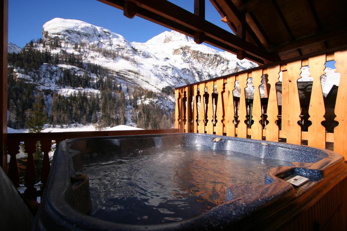 Tignes Vacations - Chalet Isabella by Chalet Chardons - Property Image 1