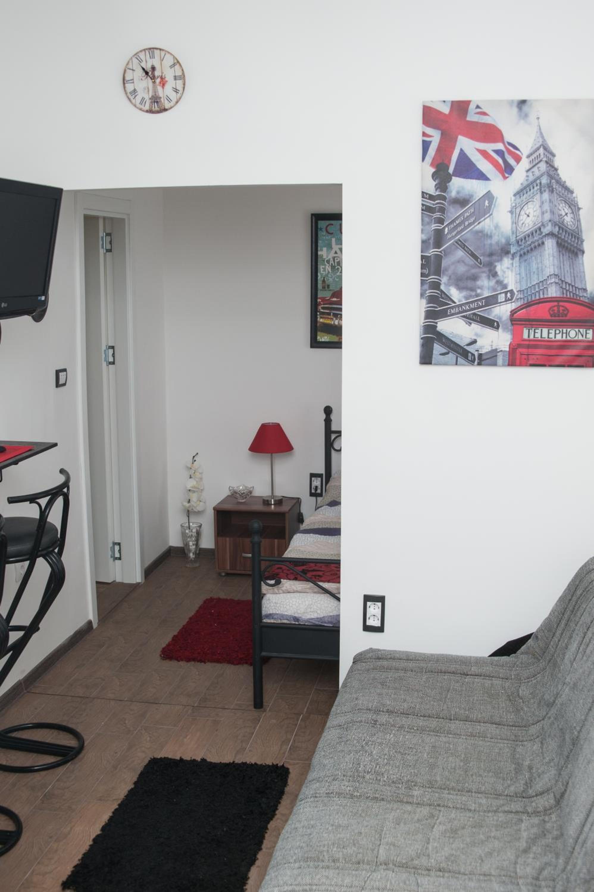 Photo 7