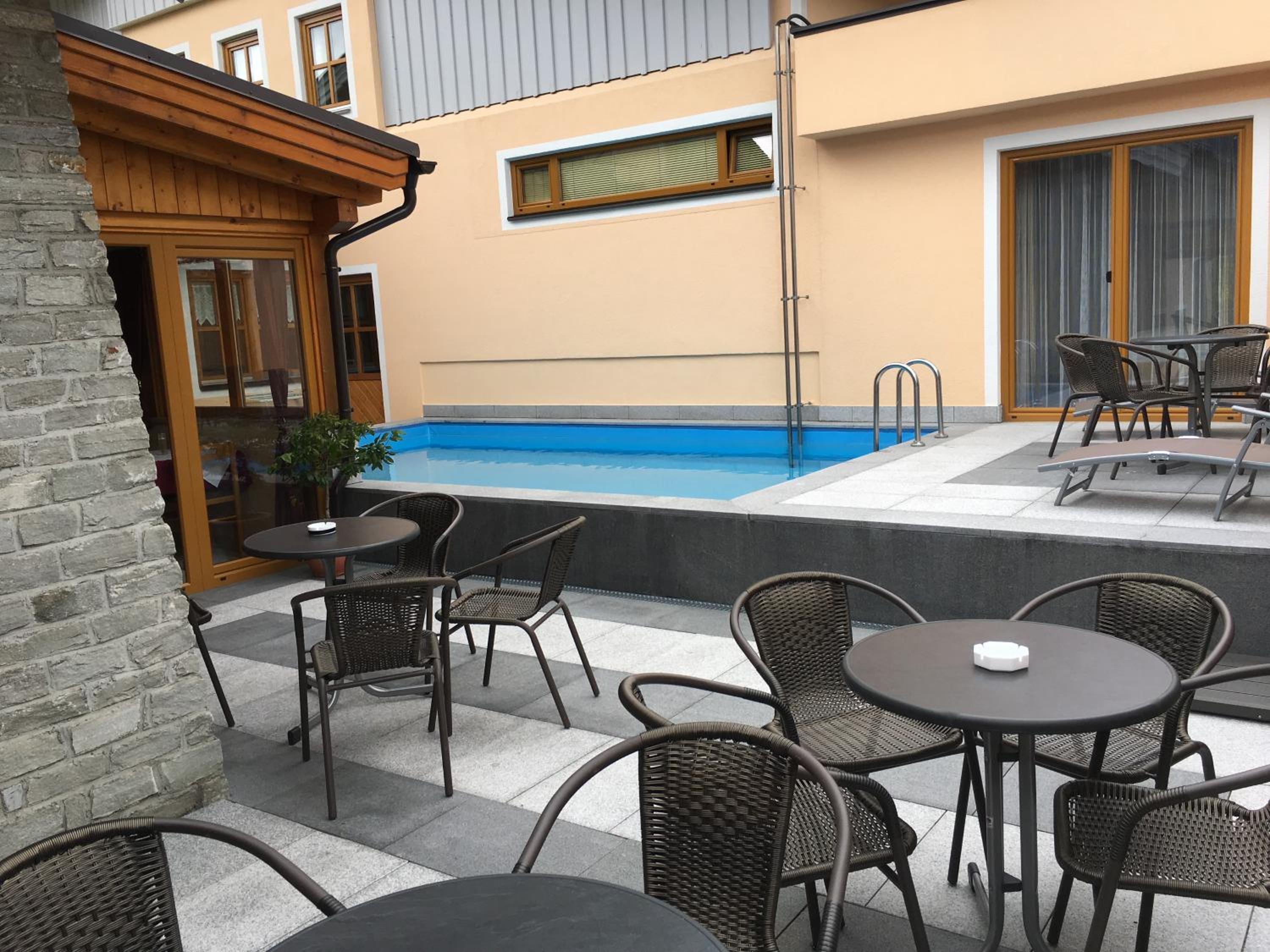 Golf & Skipension Krug