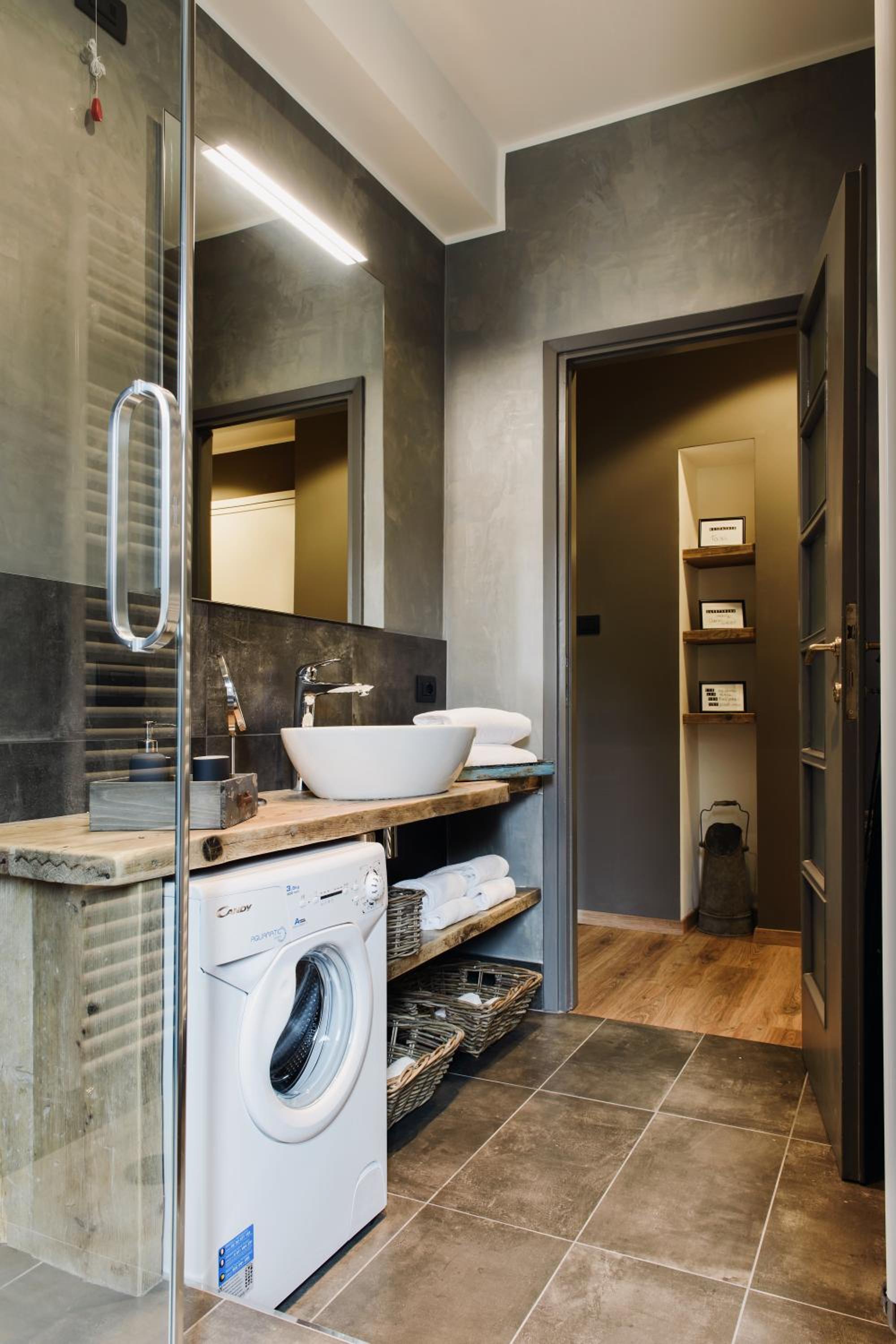 Suite11 Como apartment en Como — bathroom