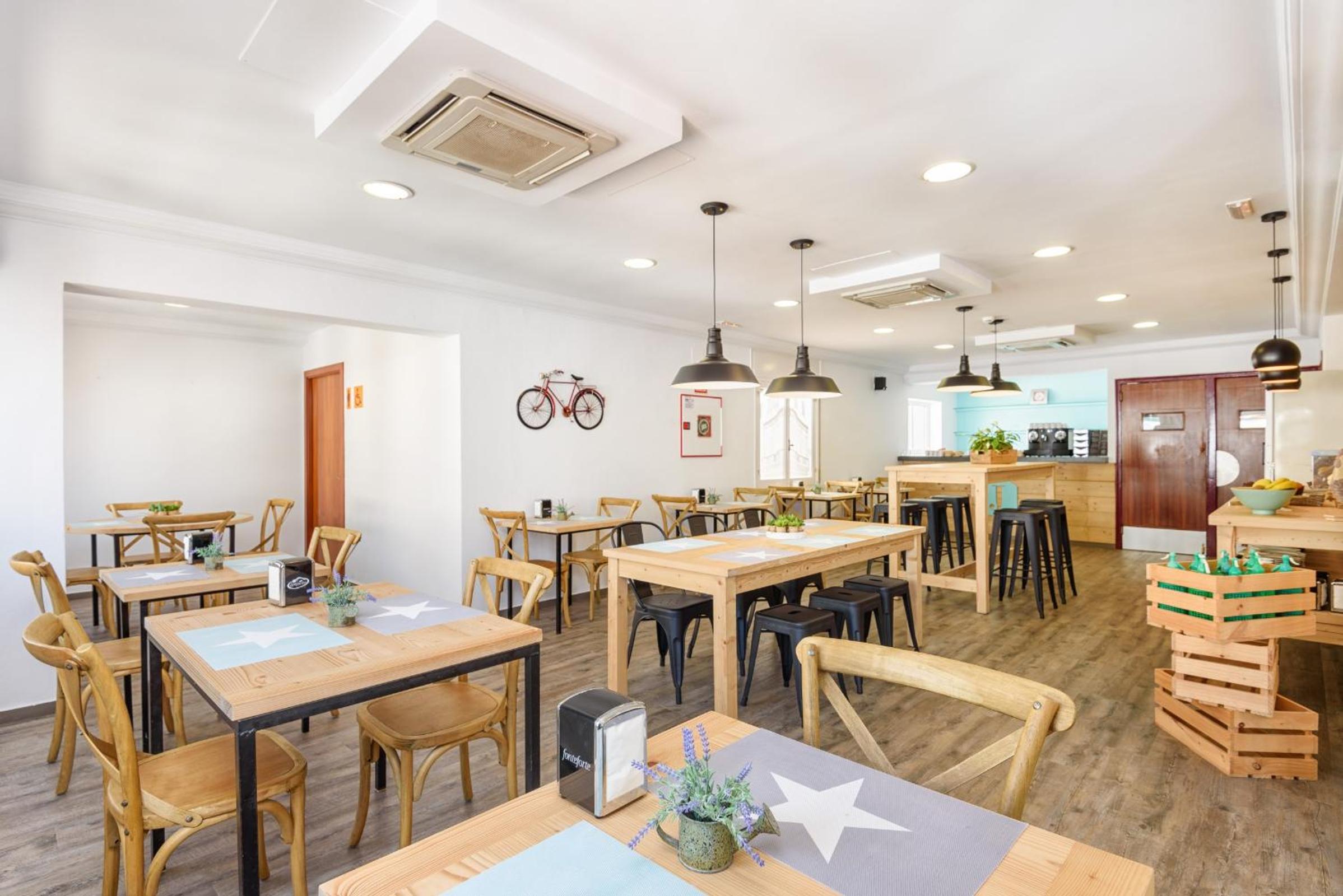 Hostal Jume - Urban Rooms