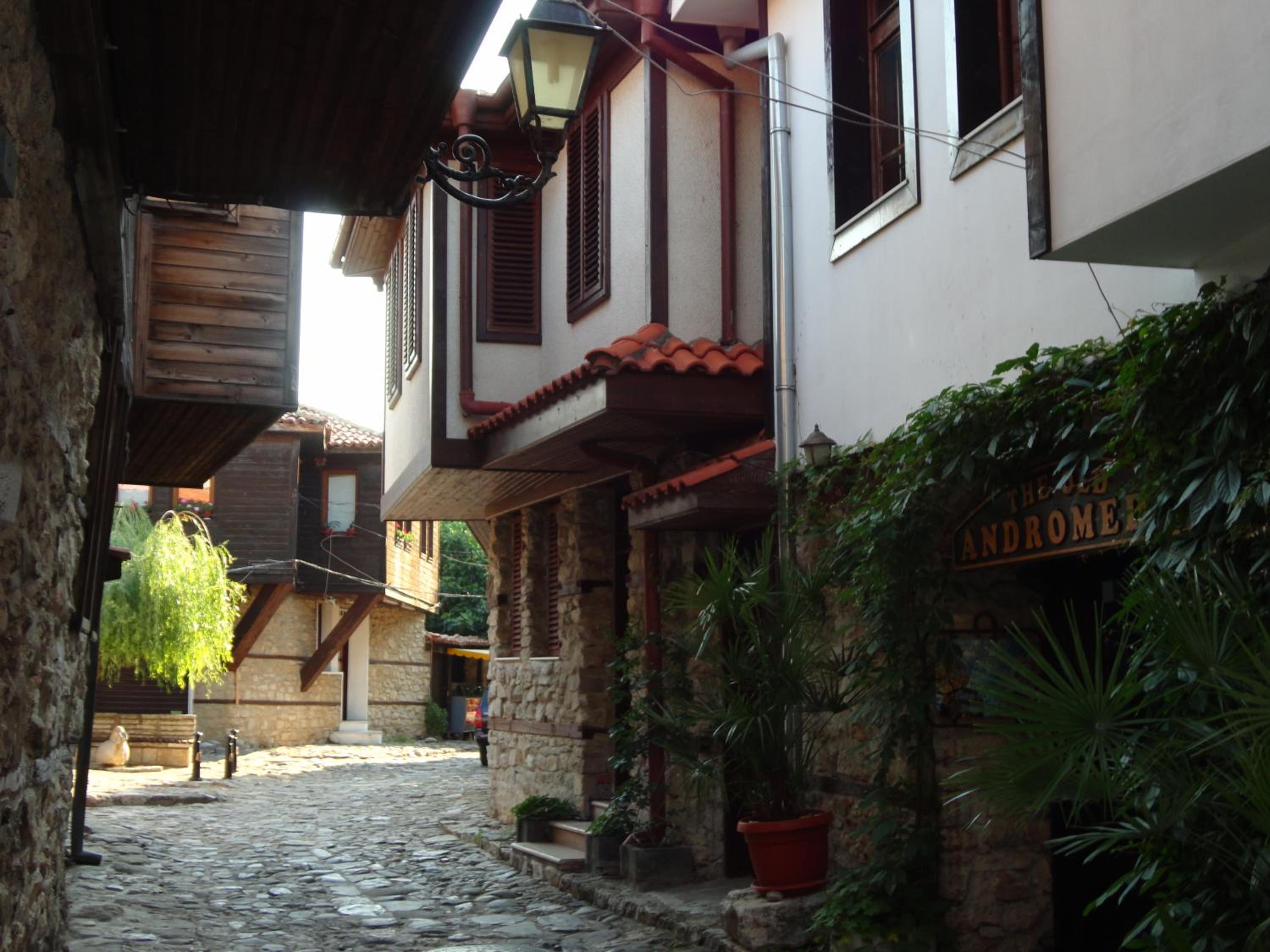 Photo 18