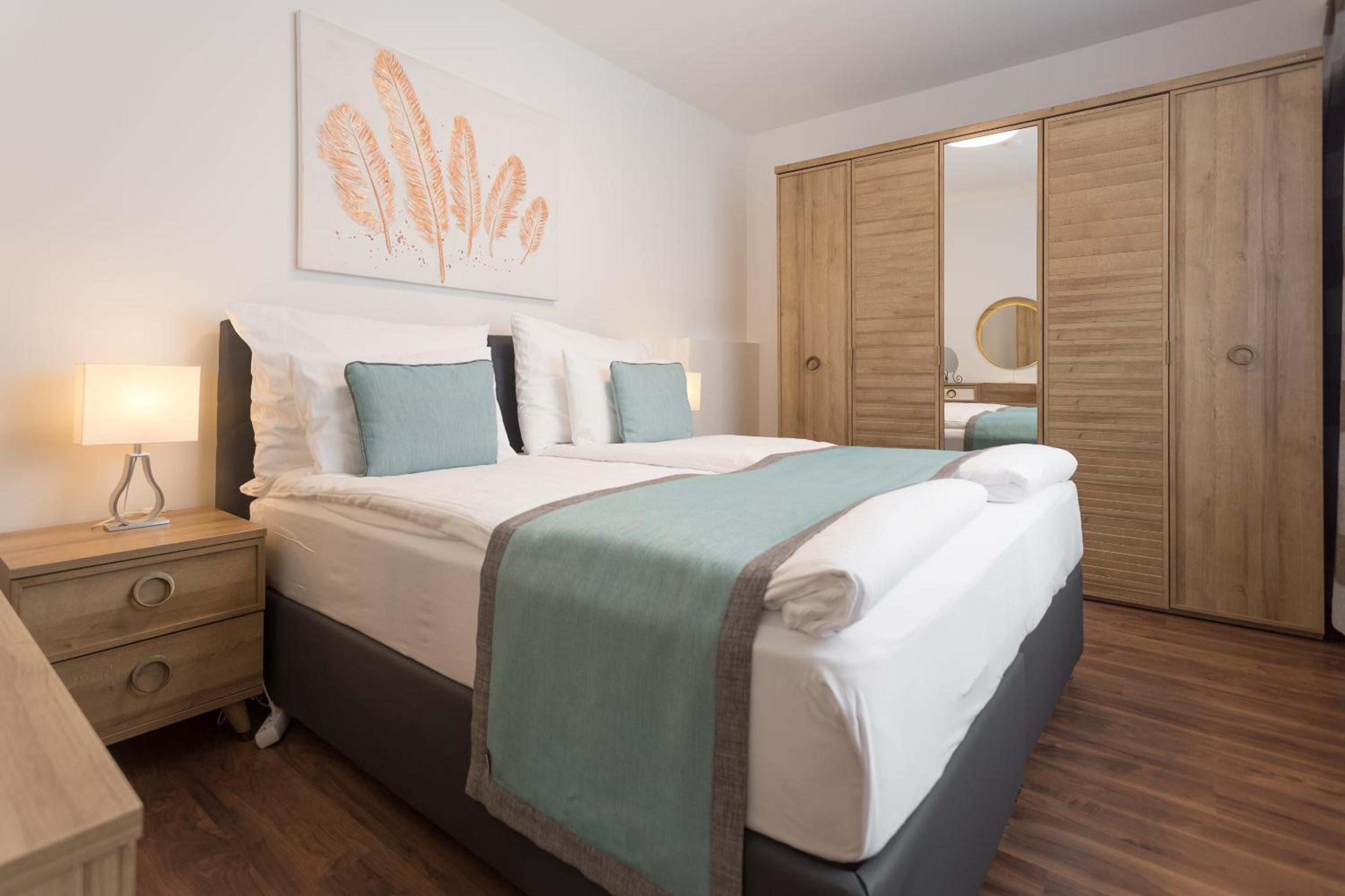 Mar Suite Apartments - Simmering