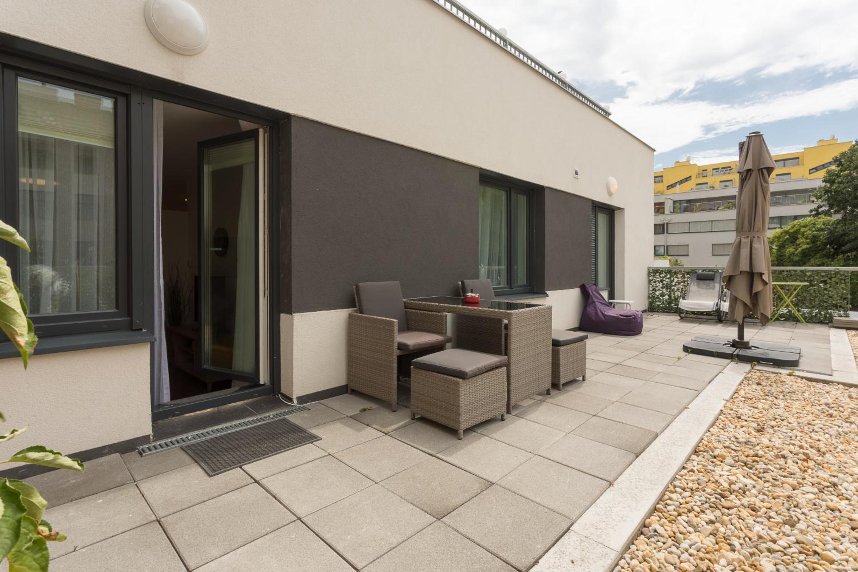 Mar Suite Apartments - Simmering