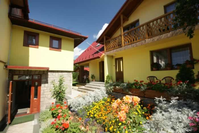 Willa Szarotka B&B view 2