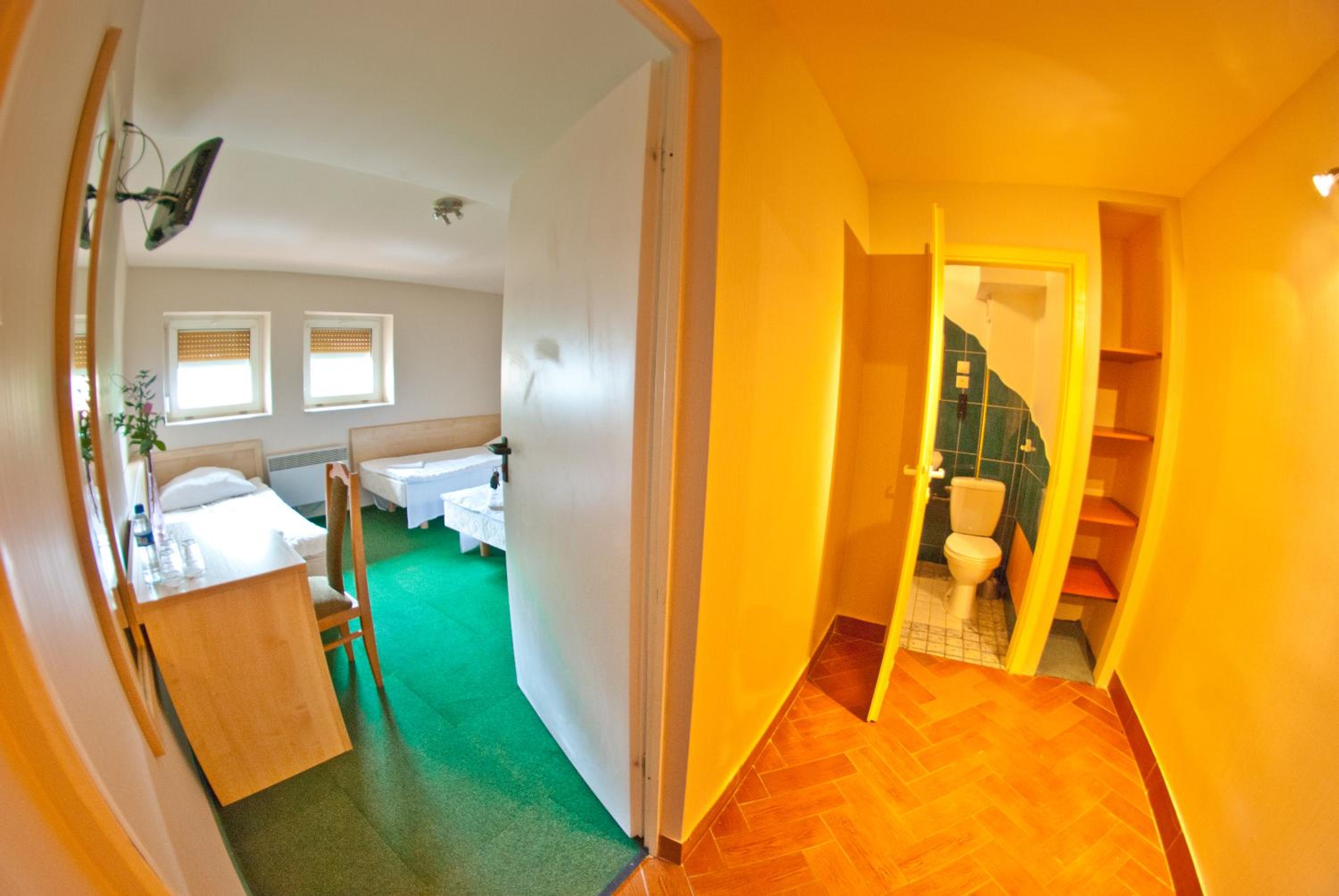Photo 23
