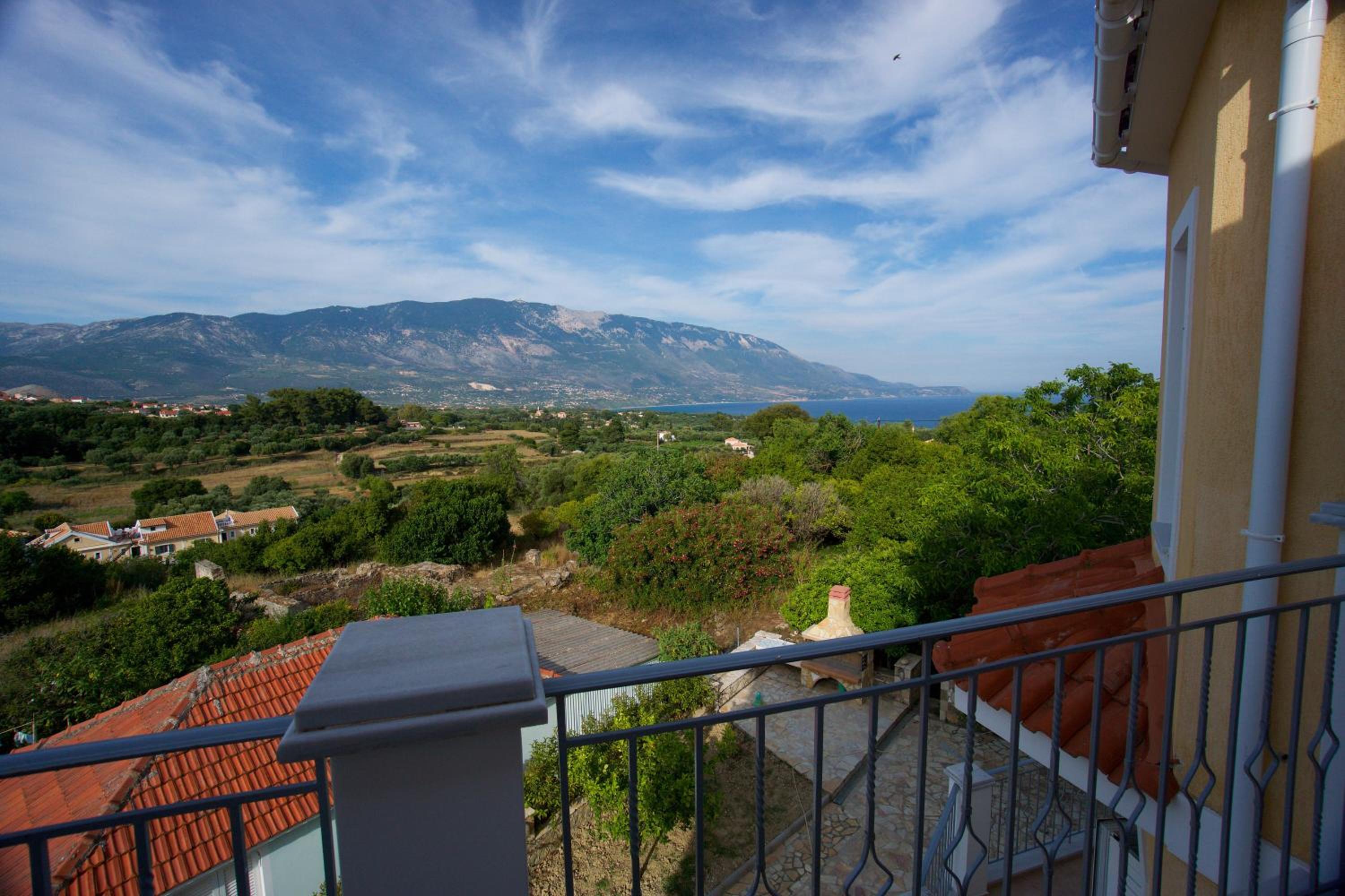 Kazarma Apartments at Klismata village view 3