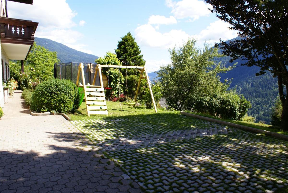Photo 44