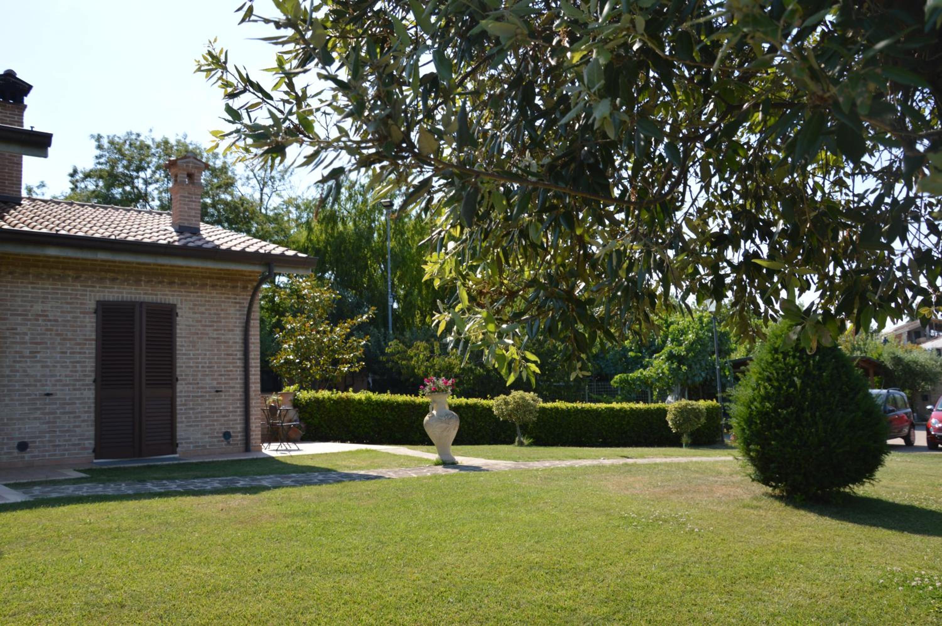 Photo 24