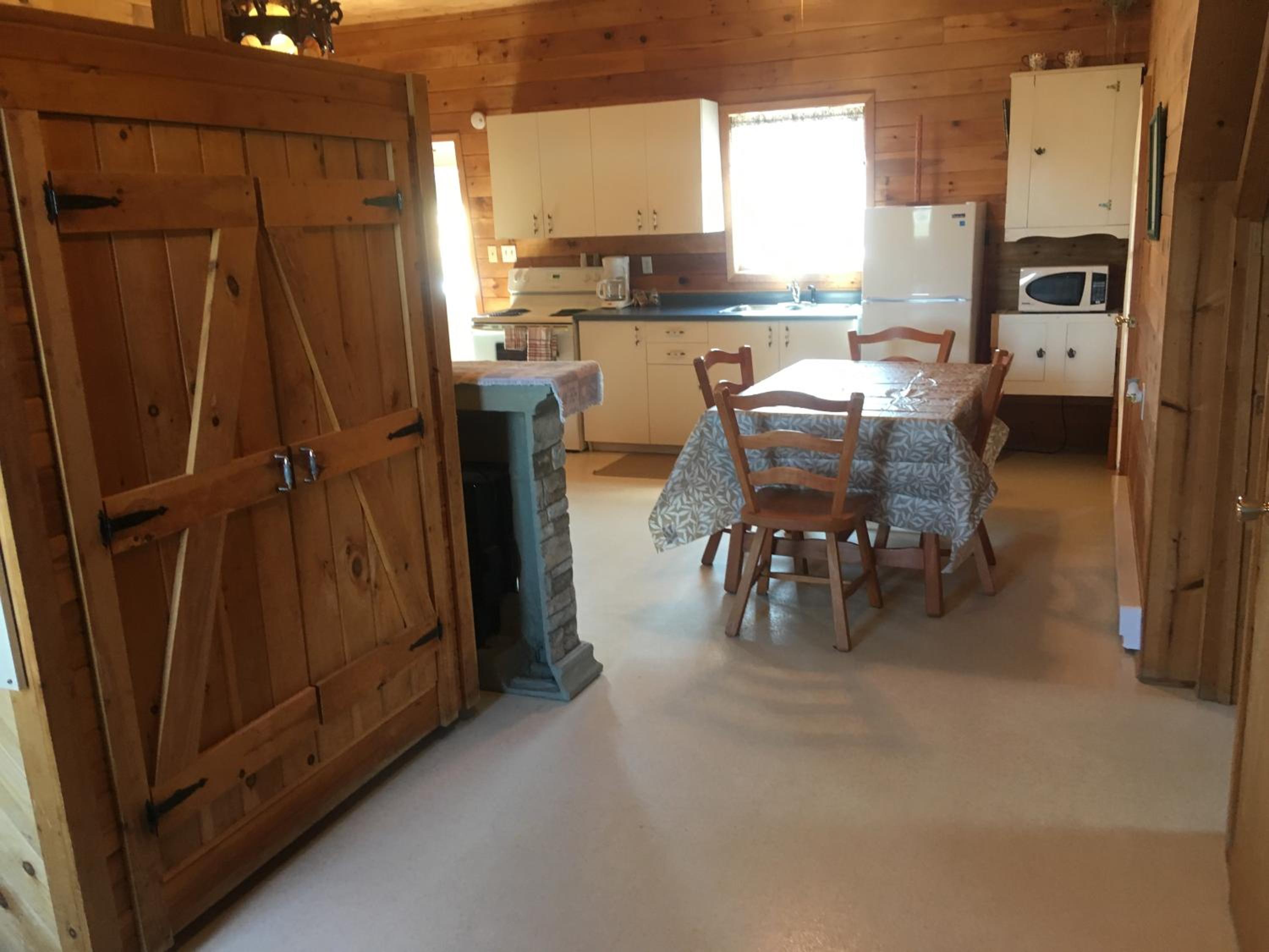 Baywatch Lighthouse Cottages & Motel