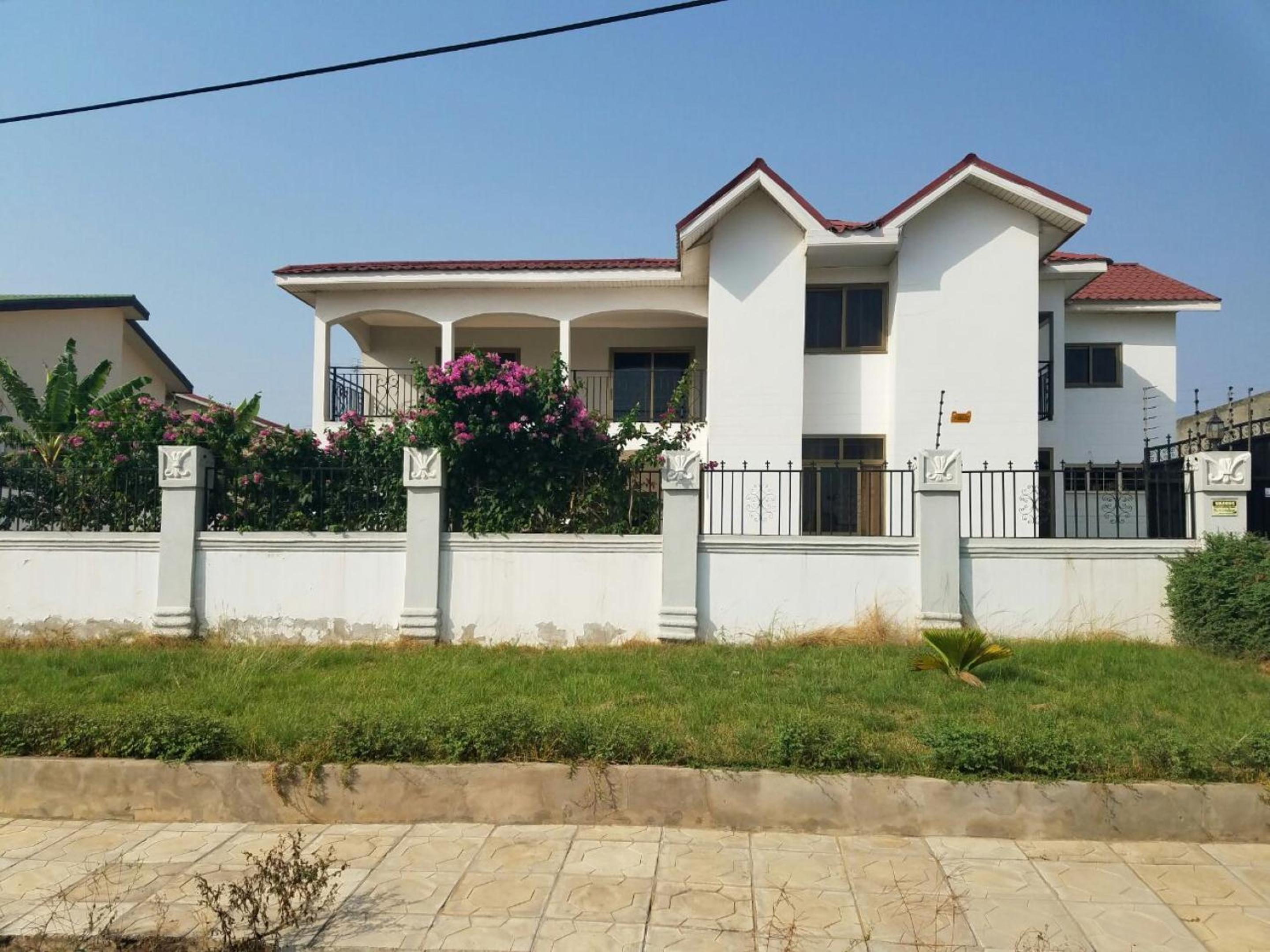 Rose Villa view 4