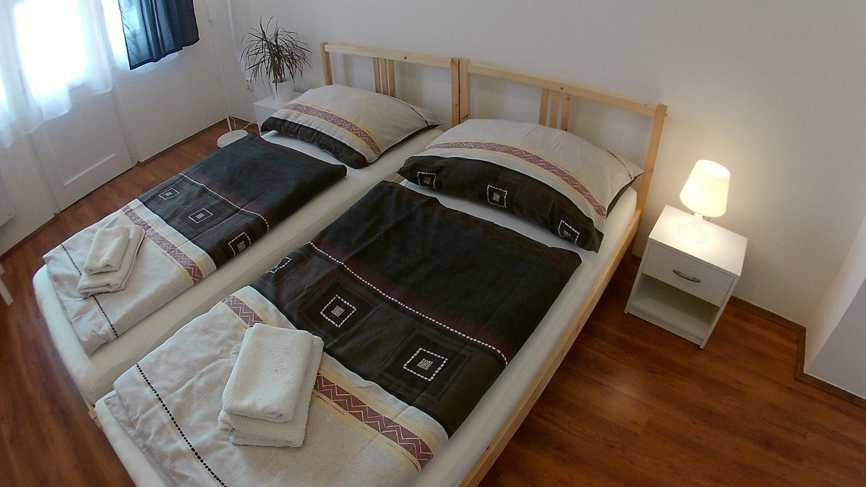 Jezerka Apartments - Free Parking - Easy Access to Center