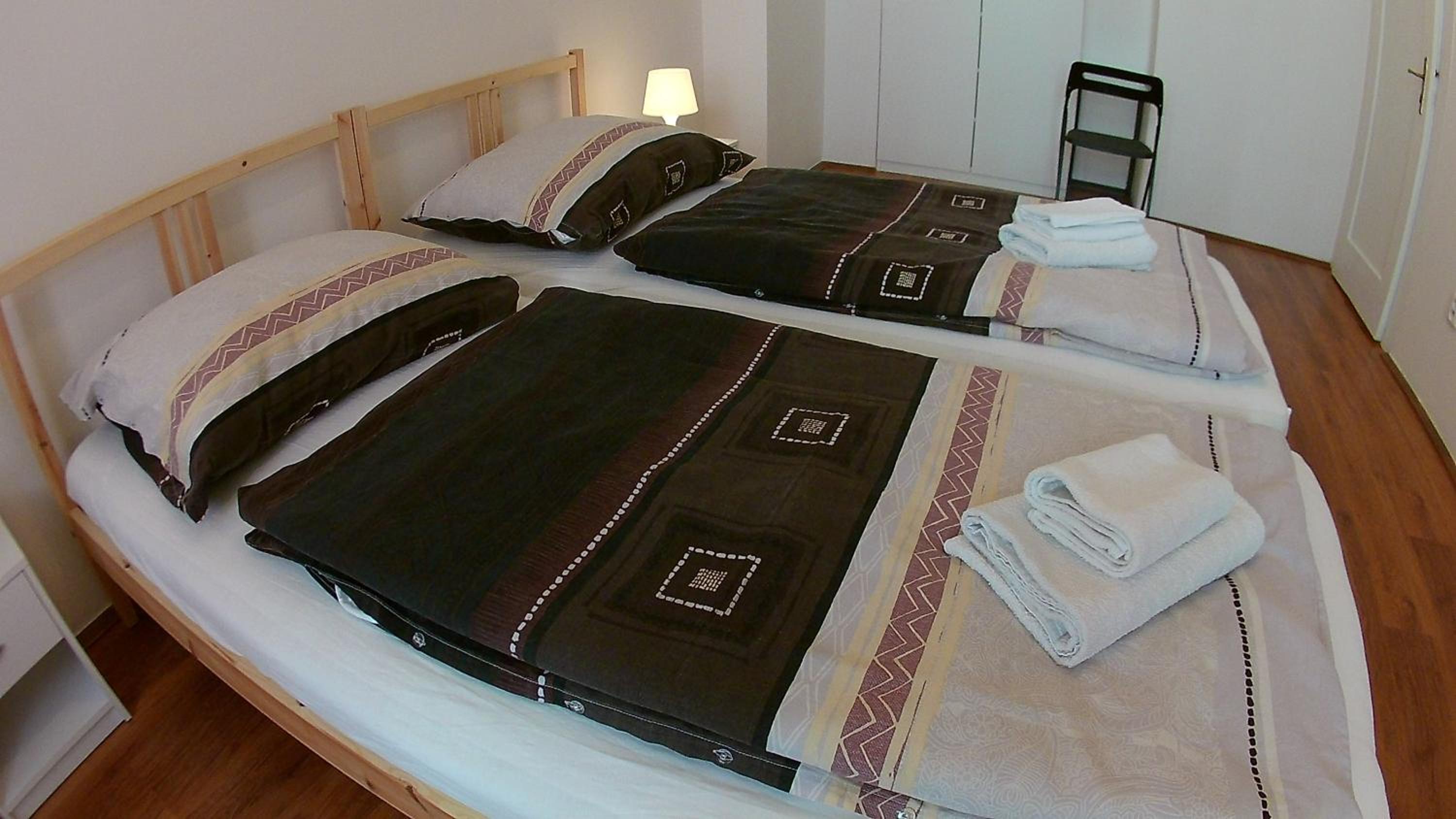 Jezerka Apartments - Free Parking - Easy Access to Center