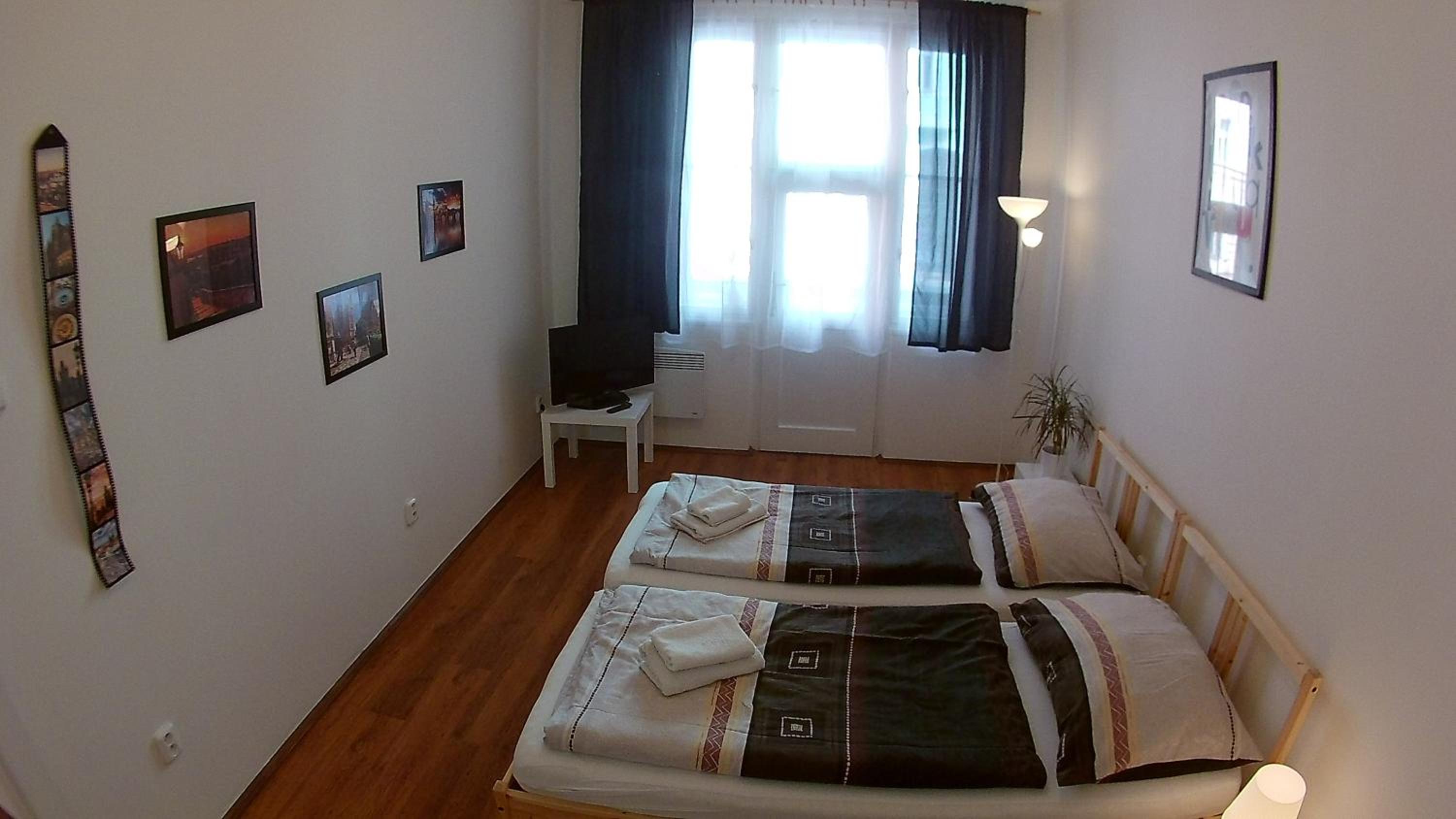Jezerka Apartments - Free Parking - Easy Access to Center