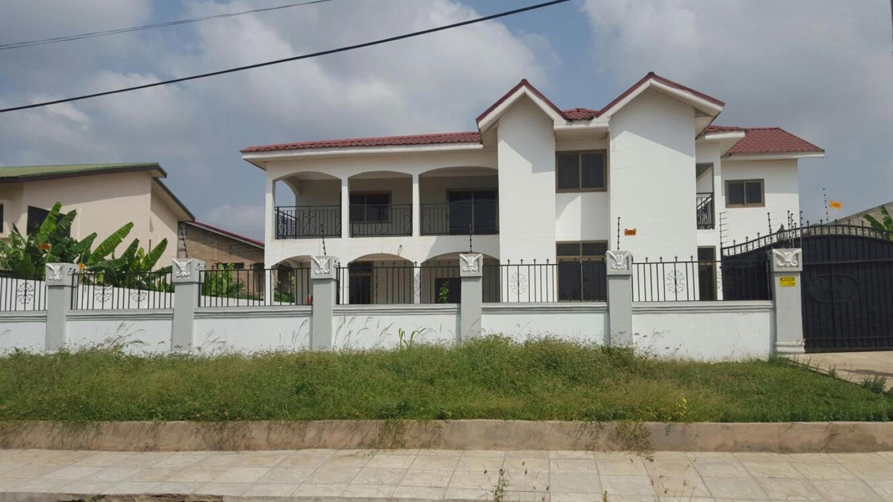 Rose Villa view 3