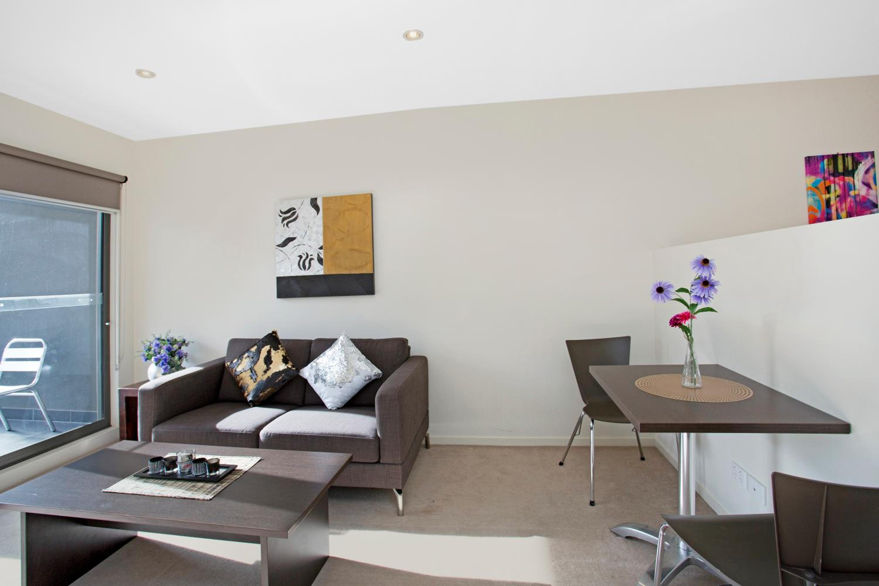 Astra Apartments Glen Waverley @ViQi