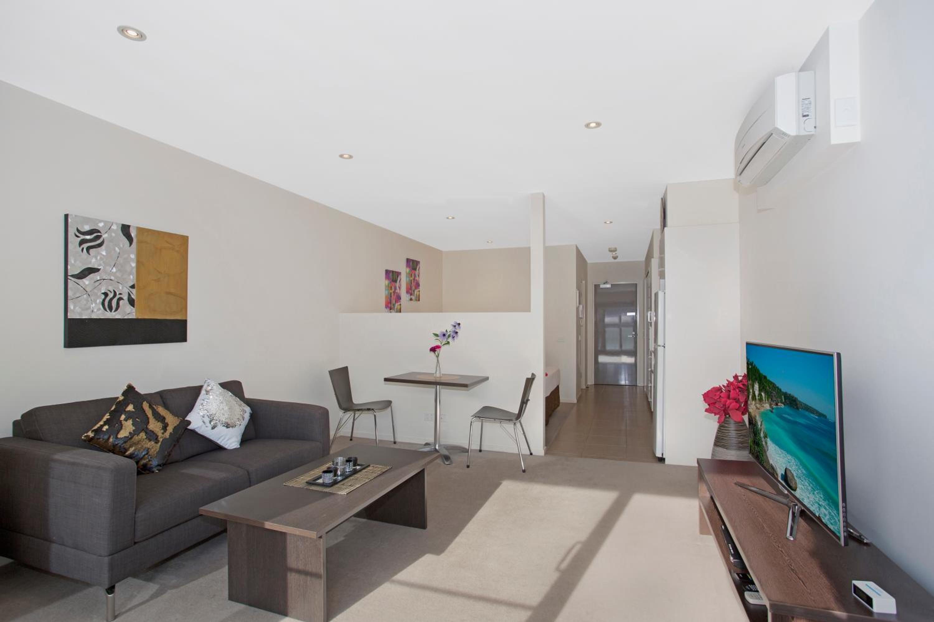 Astra Apartments Glen Waverley @ViQi