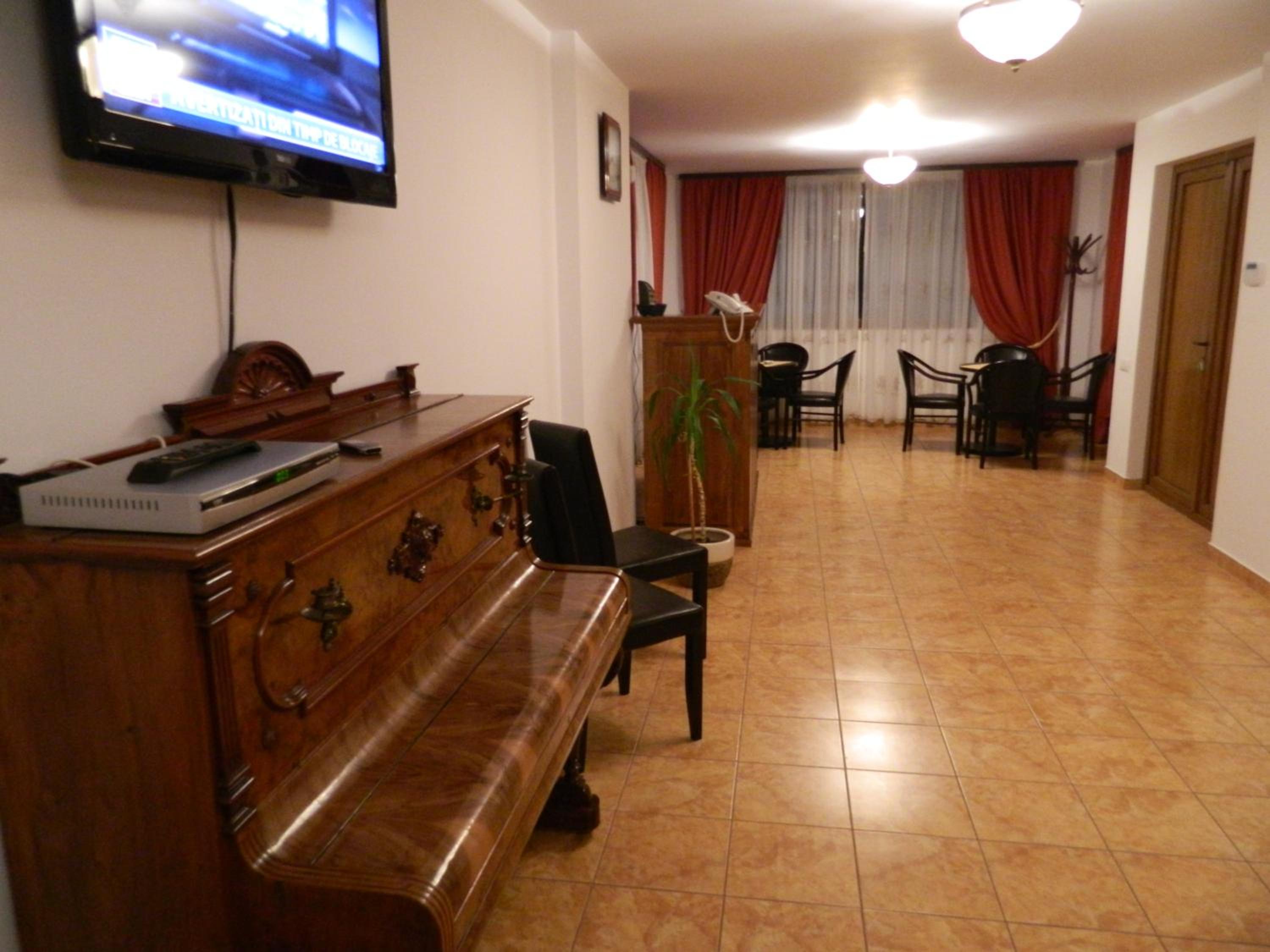 Photo 54