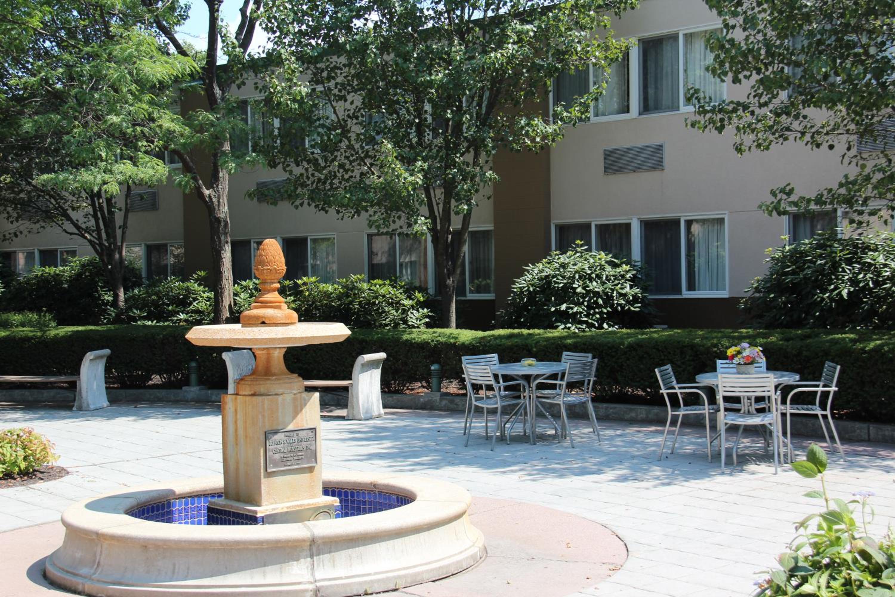 Radisson Hotel Providence Airport - Property Image 2