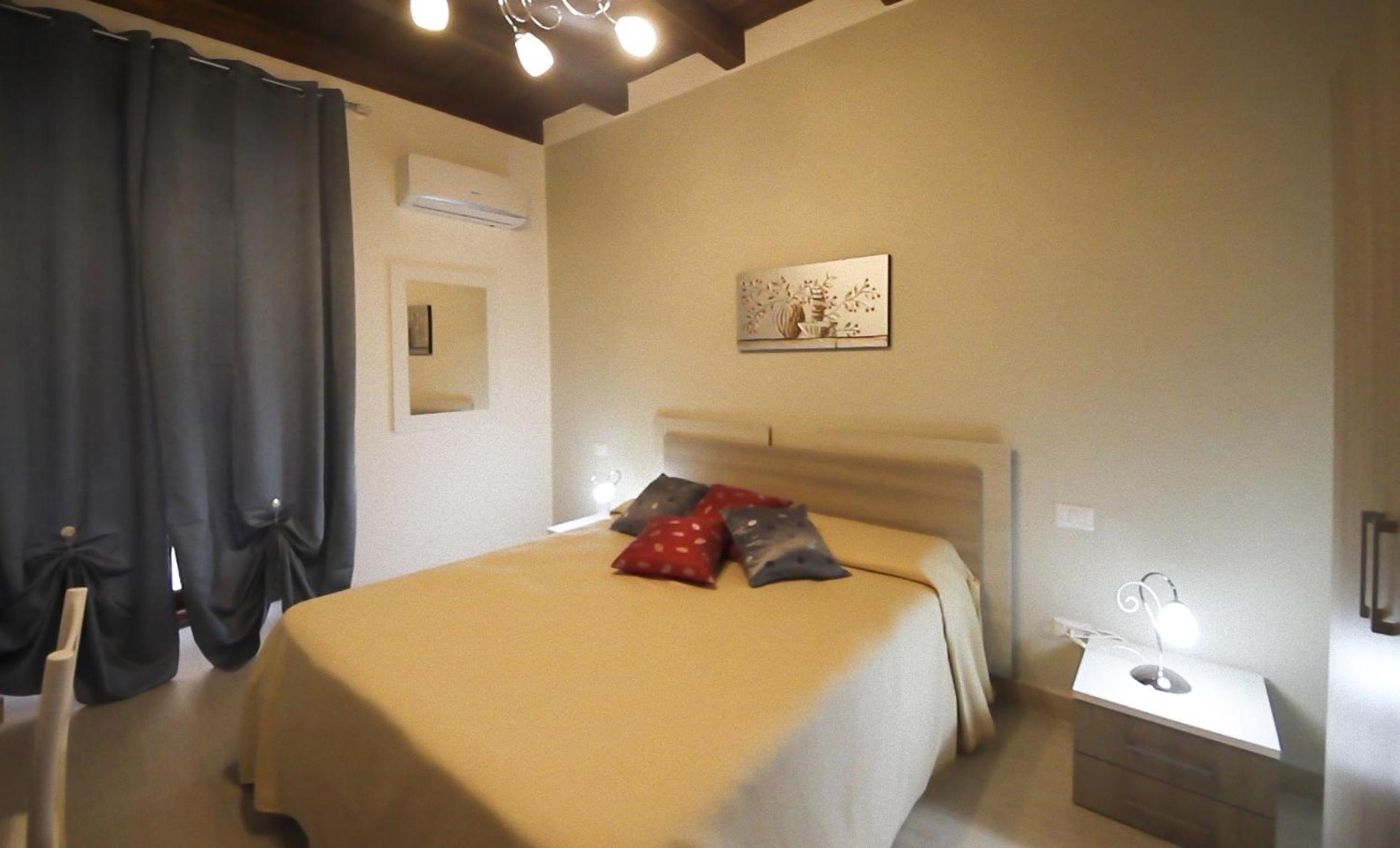 Casa Vacanze Camastra view 4