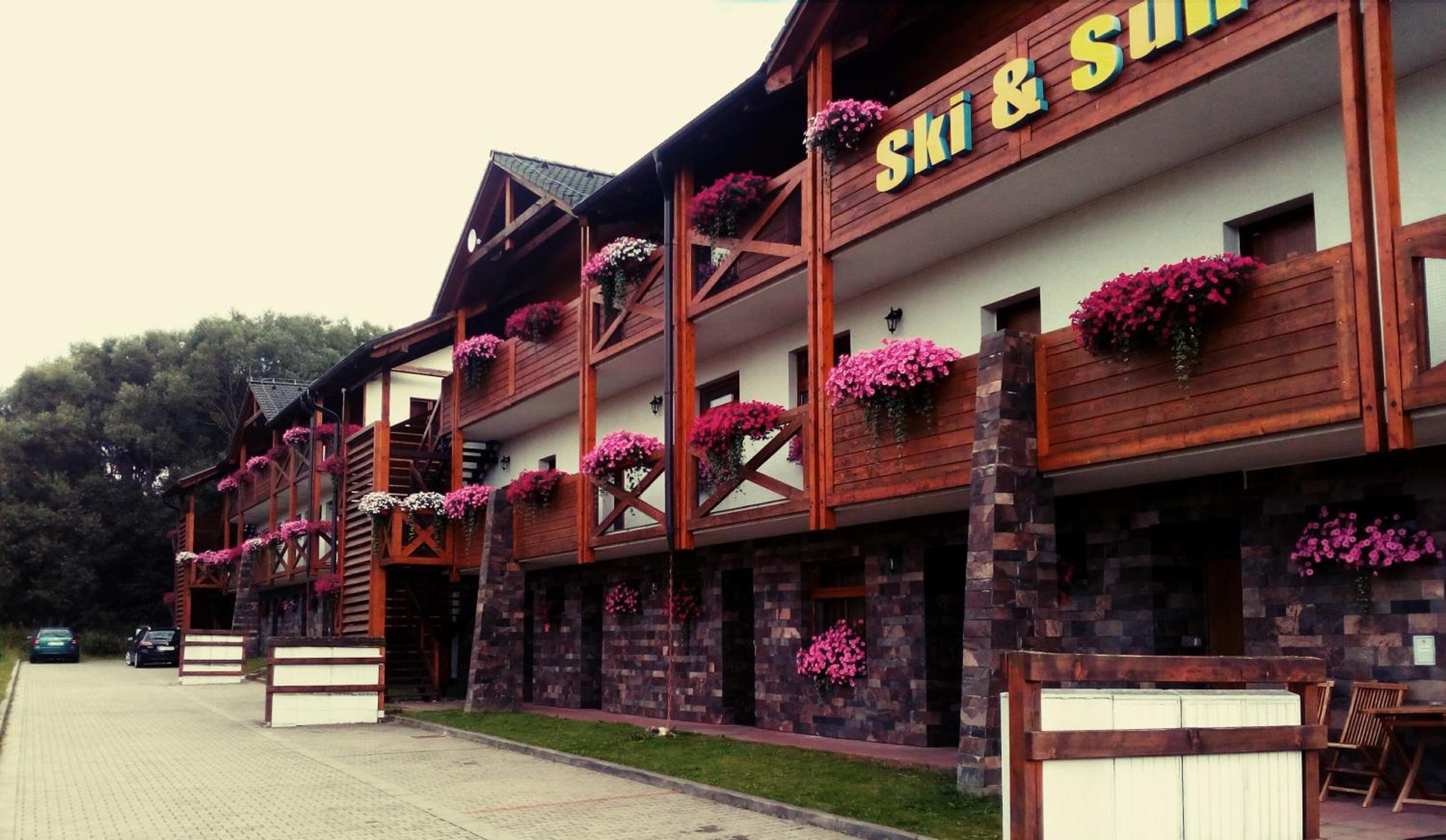 Ski & Sun Wellness Apartments