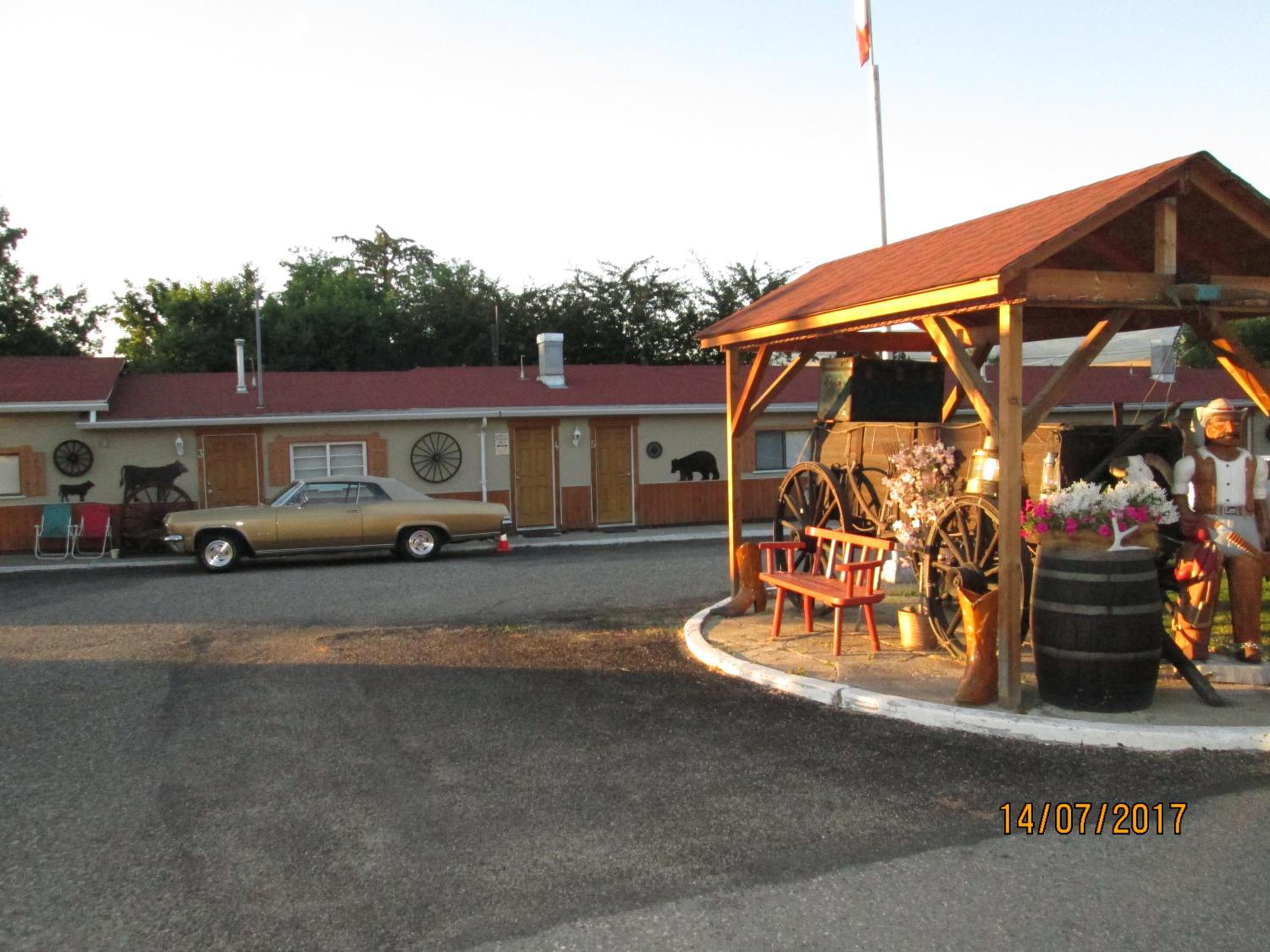 Tel-A-Friend Motel