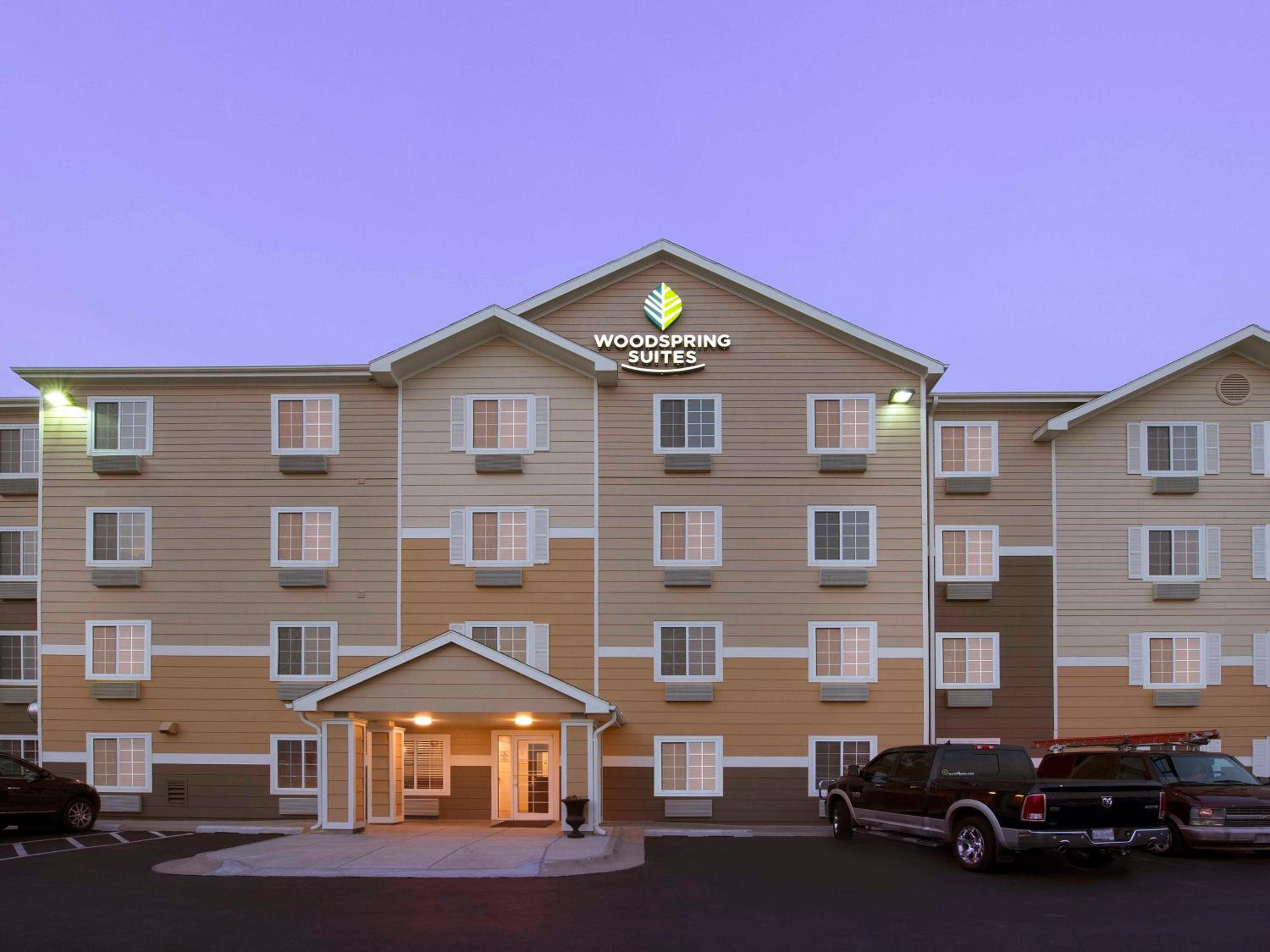 WoodSpring Suites Lincoln Northeast I-80