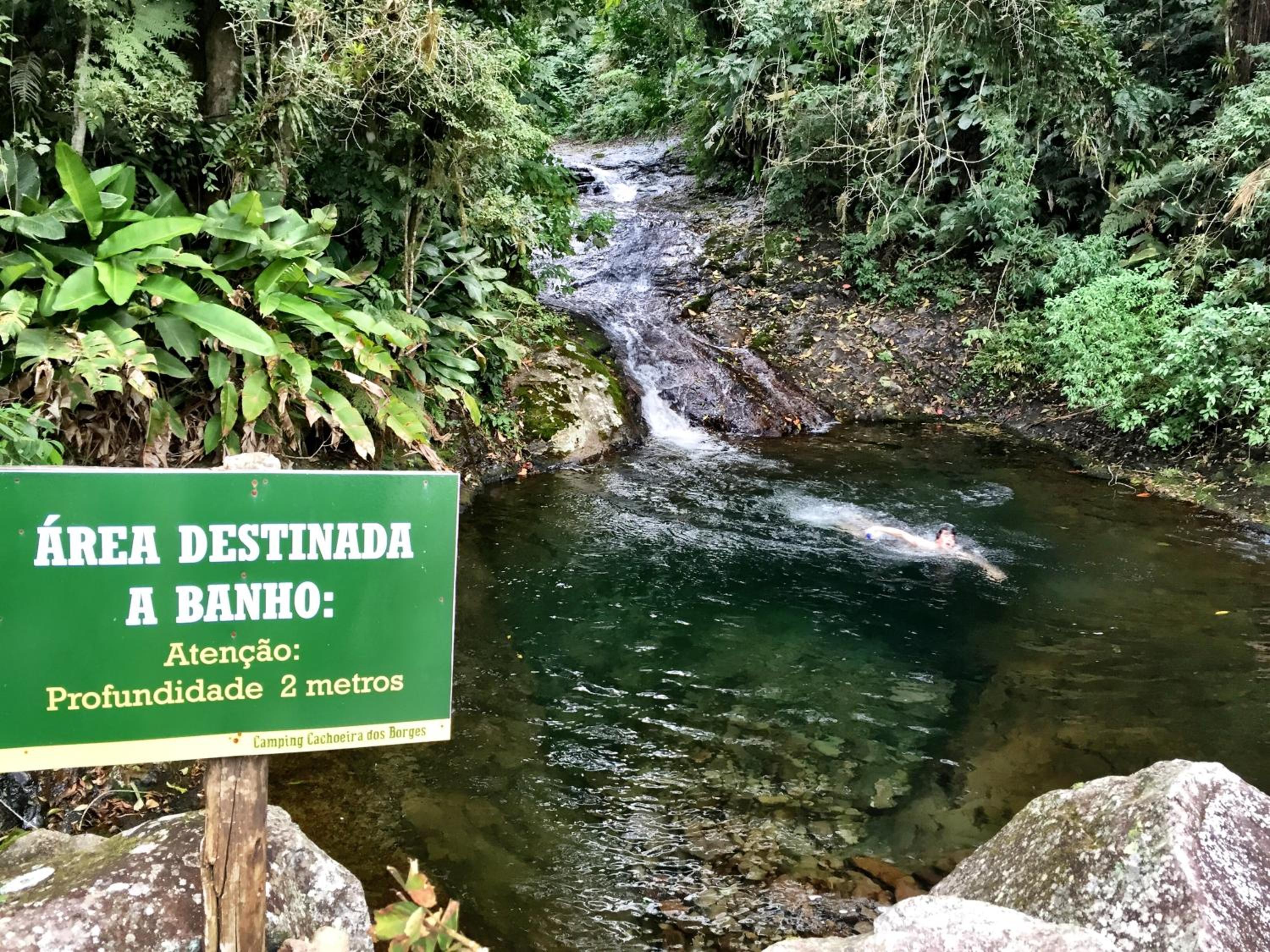 Cachoeira dos Borges Cabanas e Parque
