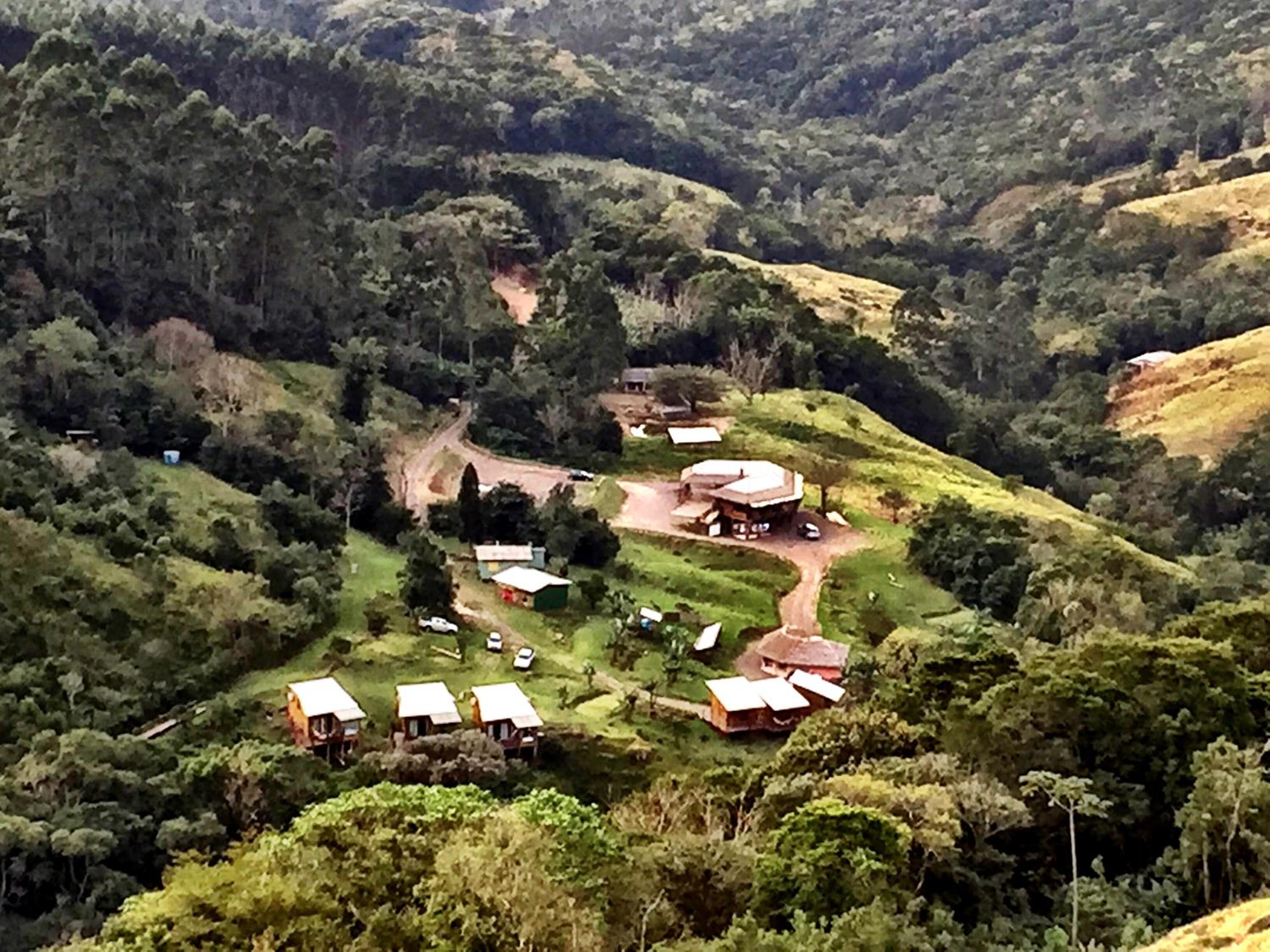 Cachoeira dos Borges Cabanas e Parque