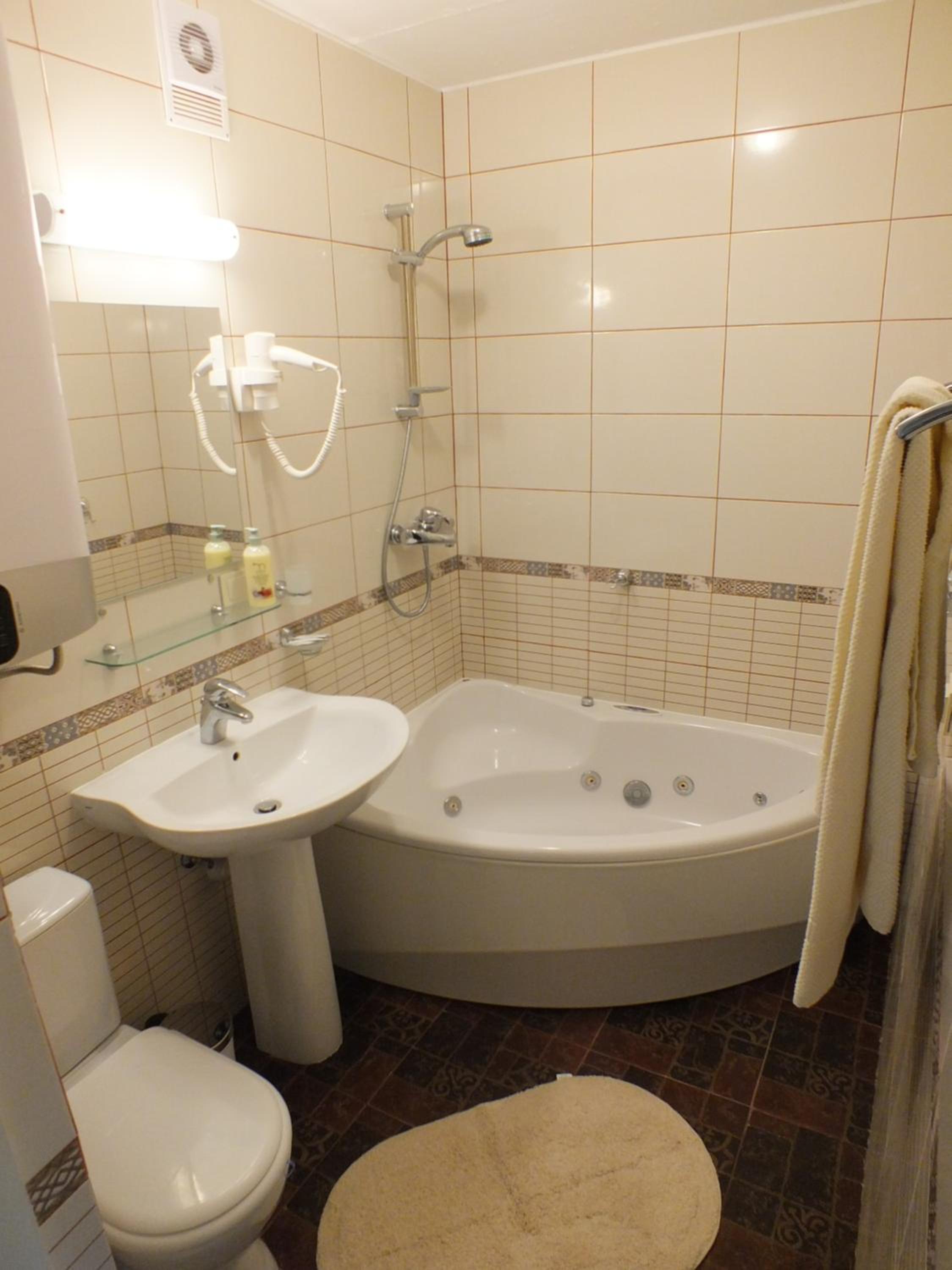 Photo 11