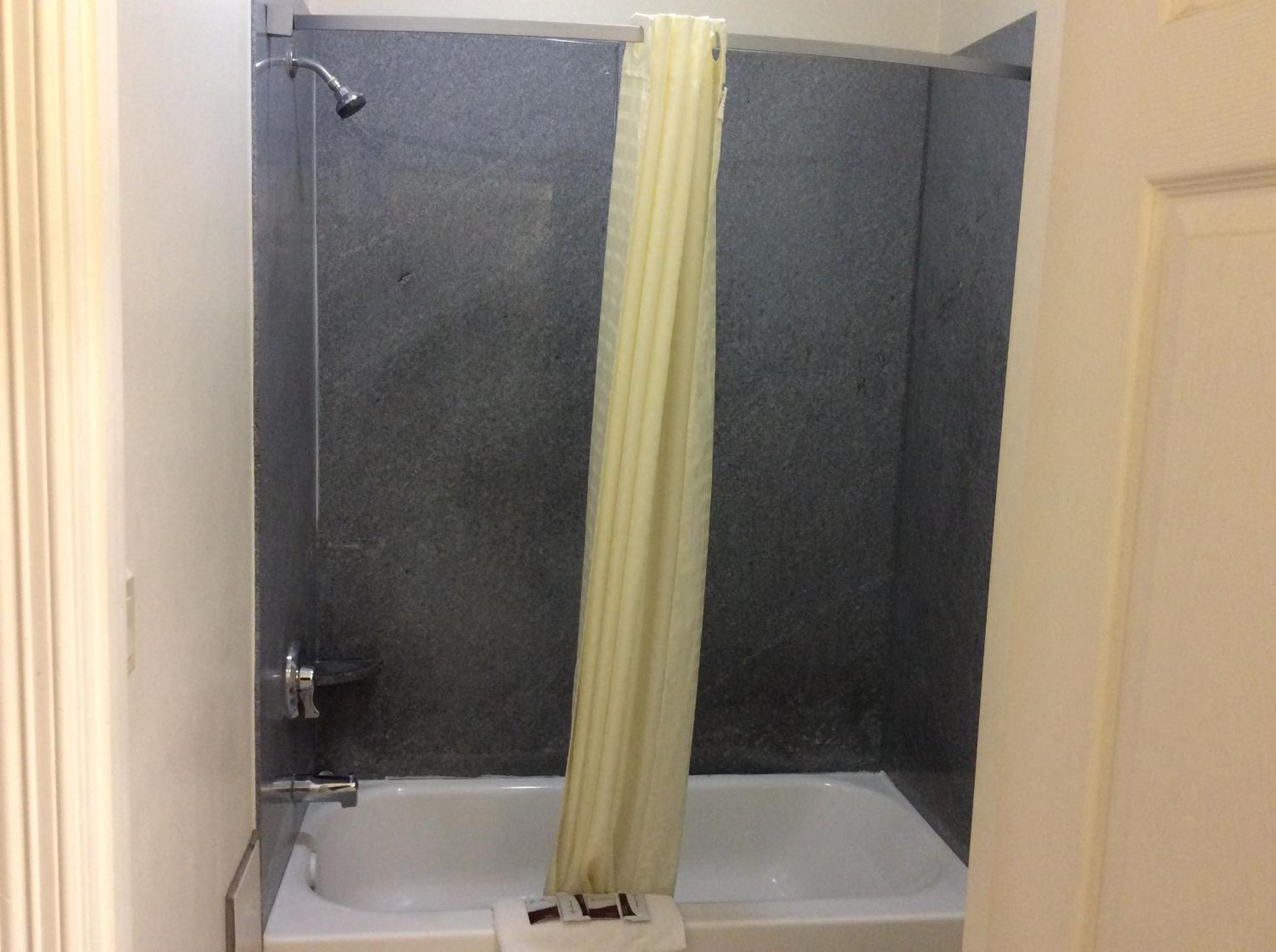 Texas Inn - Welasco/Mercedes - Property Image 3