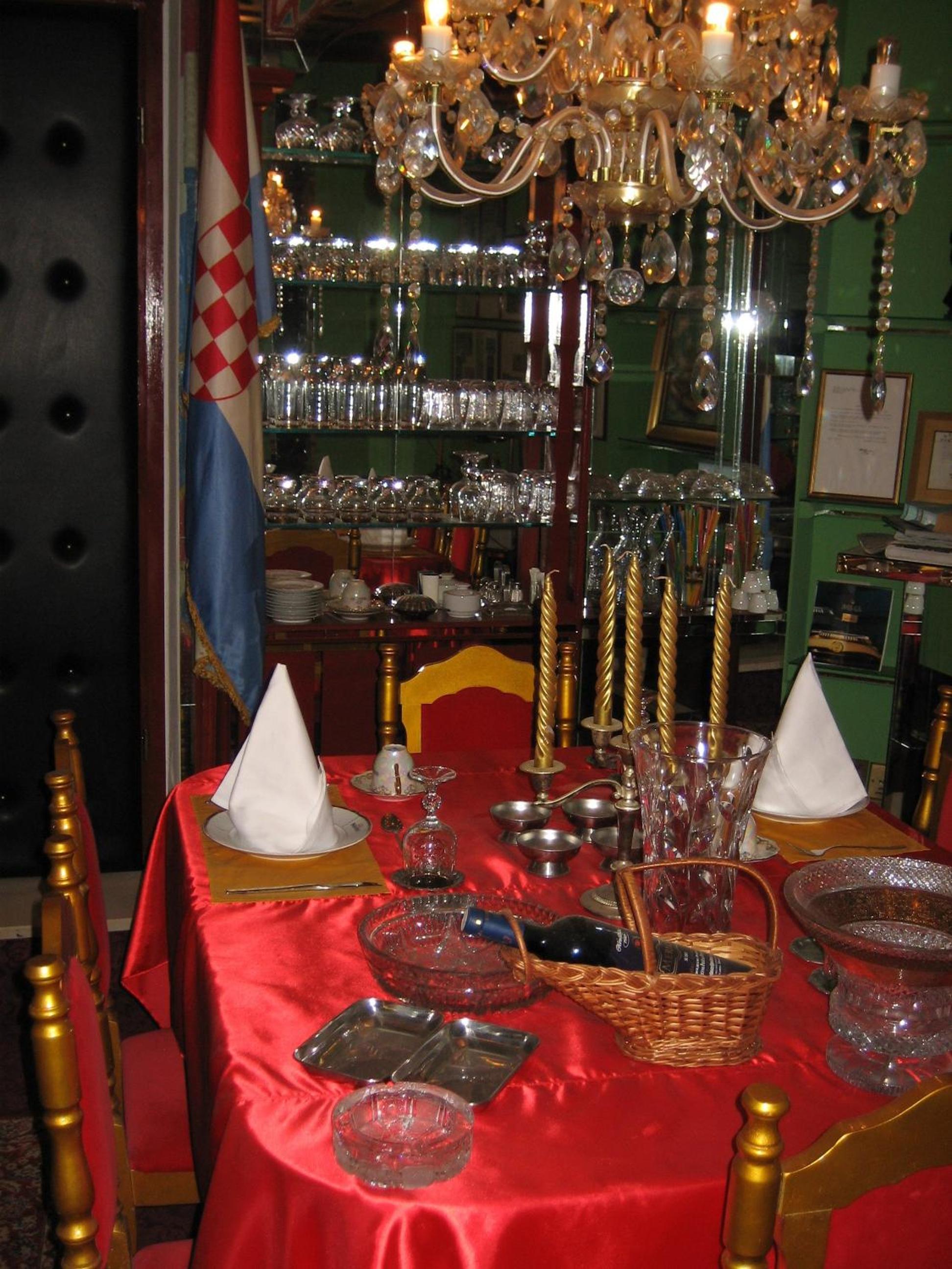 Photo 19