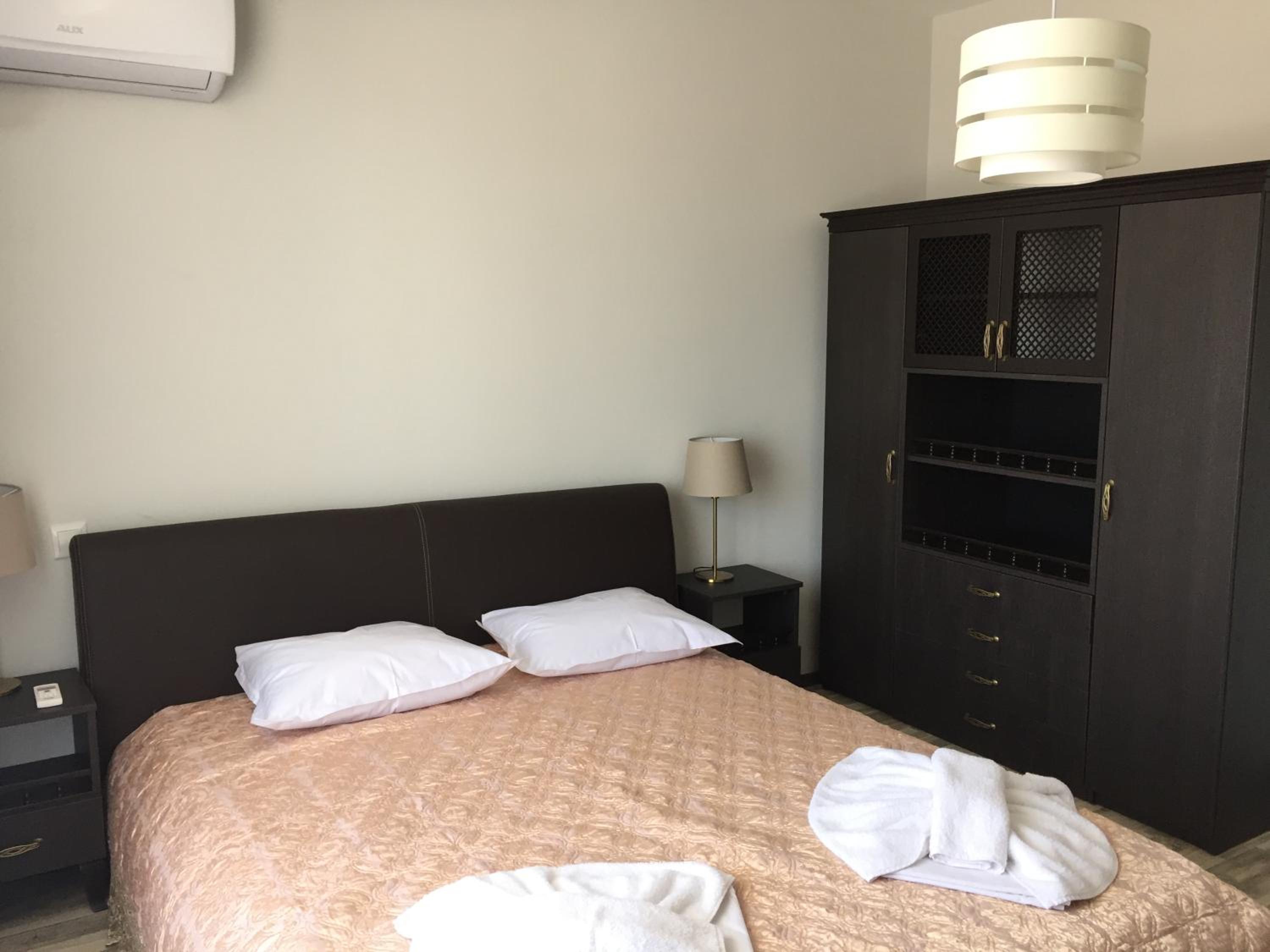 Green Paradise Deluxe Apartments