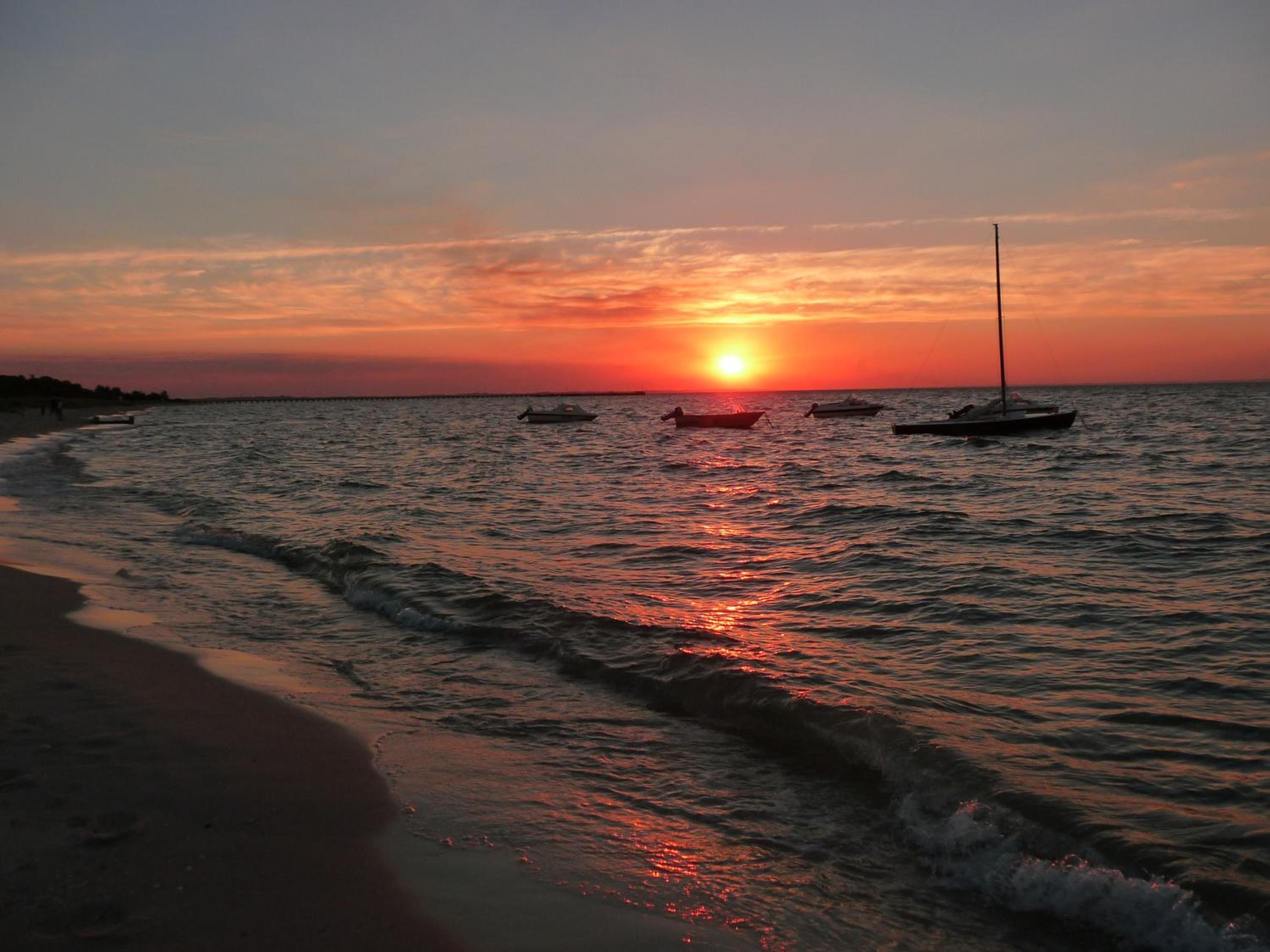 Rosebud Beach Unit 200 mt to Beach Late checkout